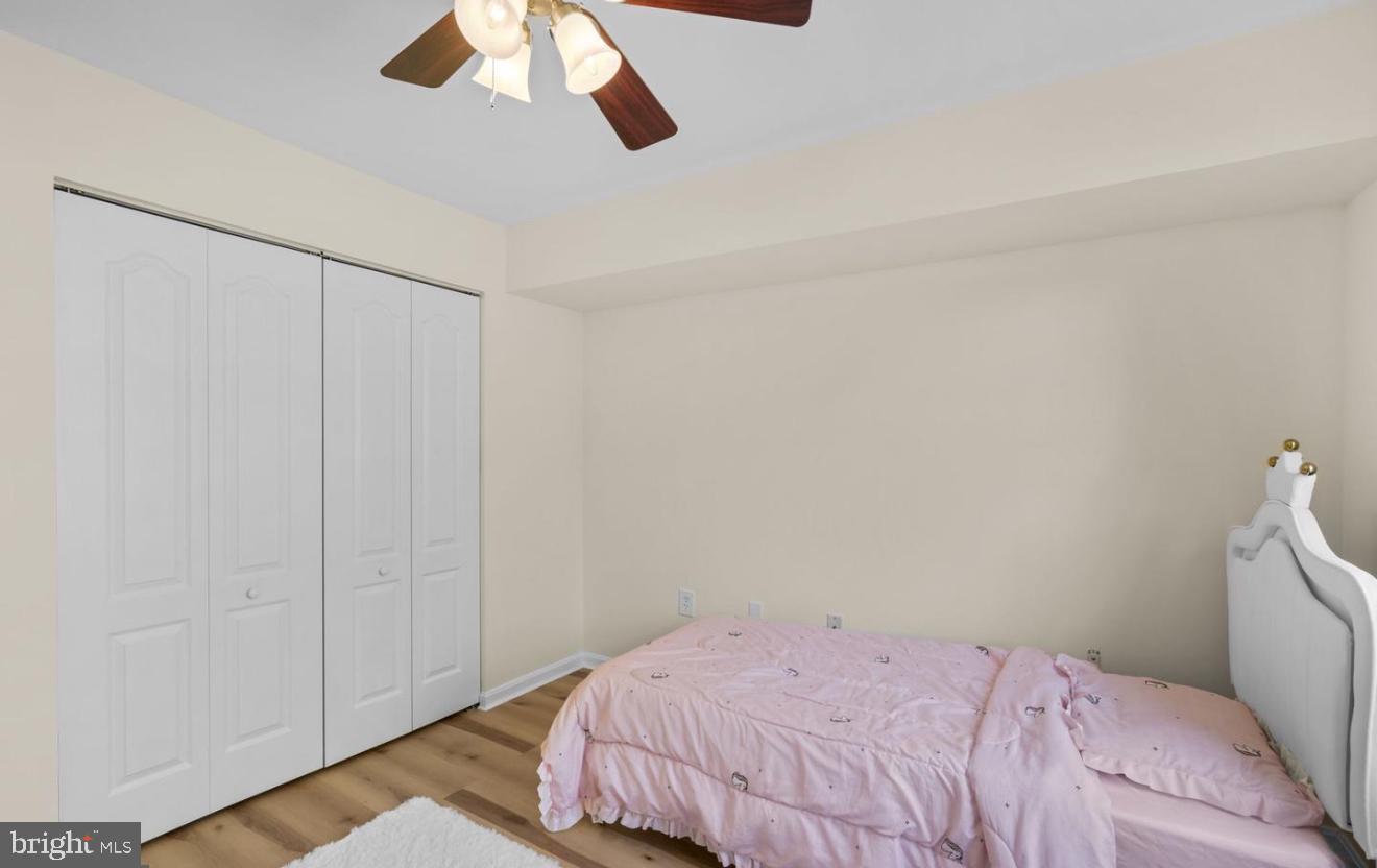 MONTGOMERY RUN - Residential