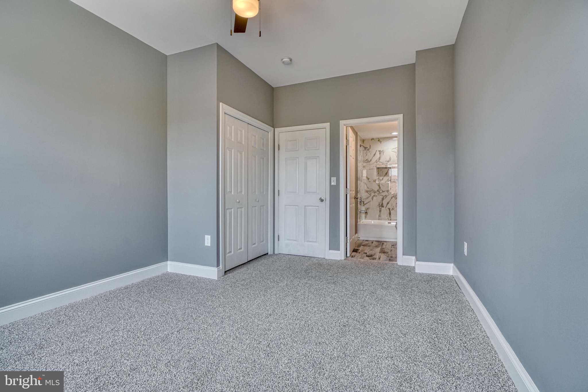 GREEKTOWN - Residential