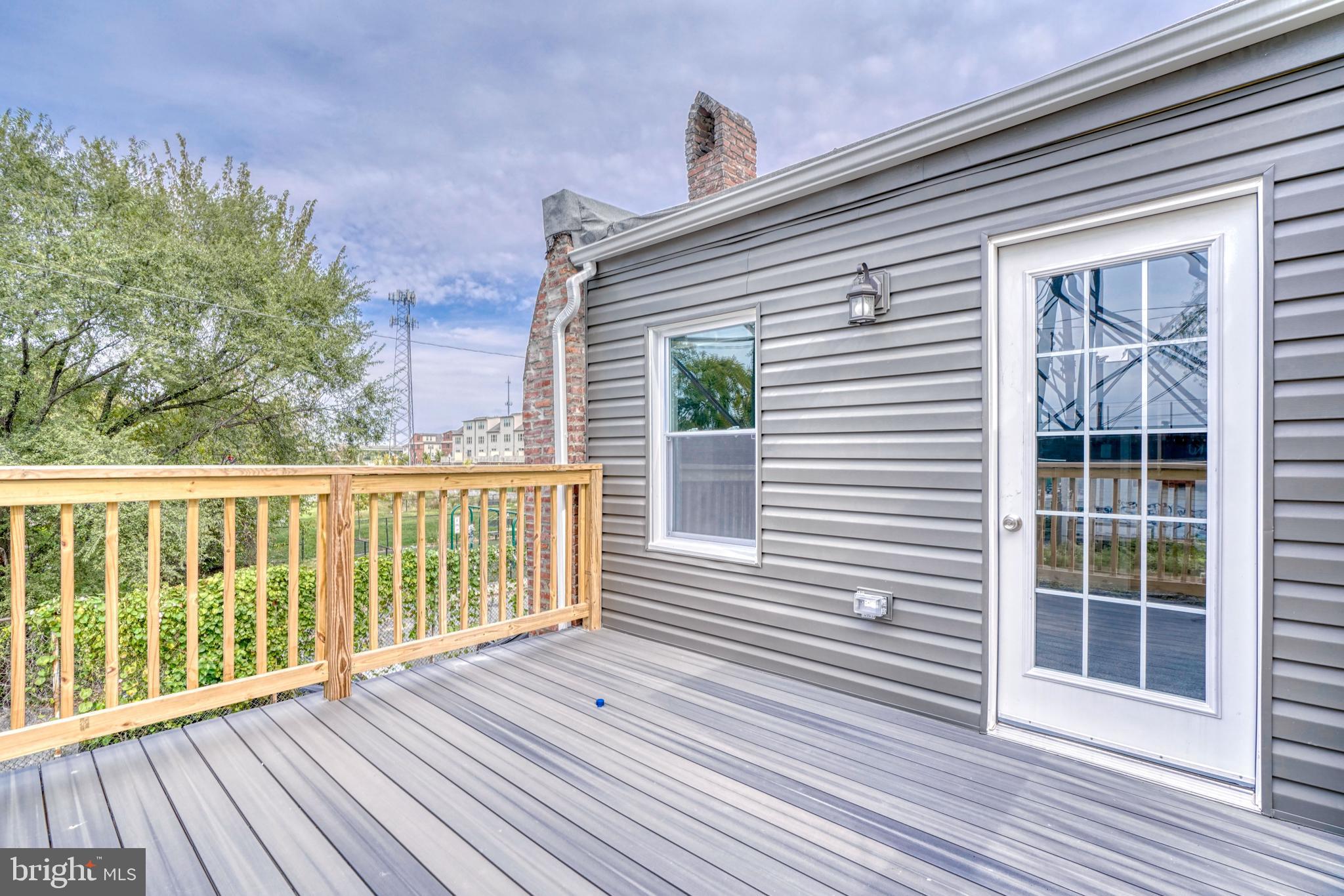 GREEKTOWN - Residential