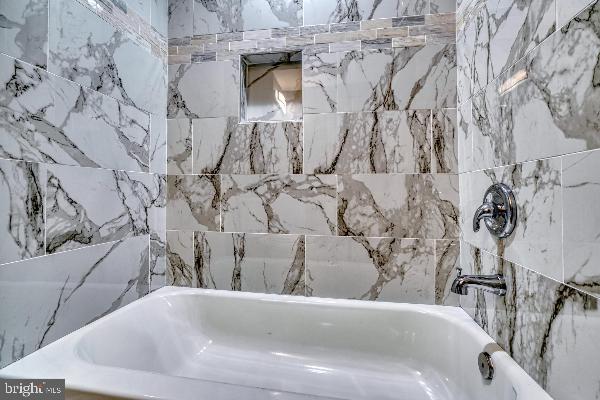 GREEKTOWN - Residential