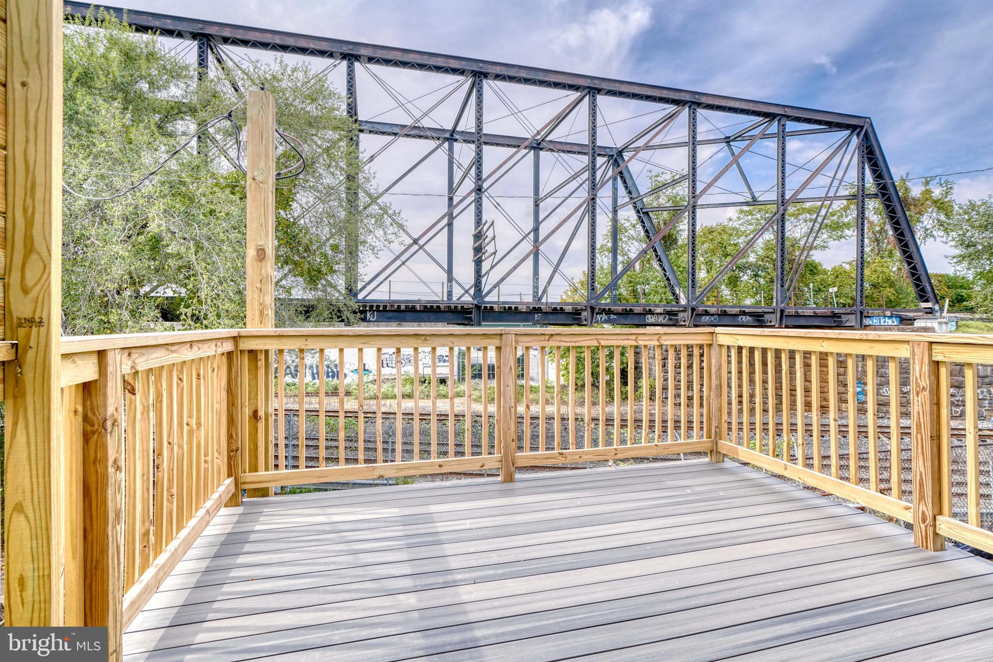 GREEKTOWN - Residential