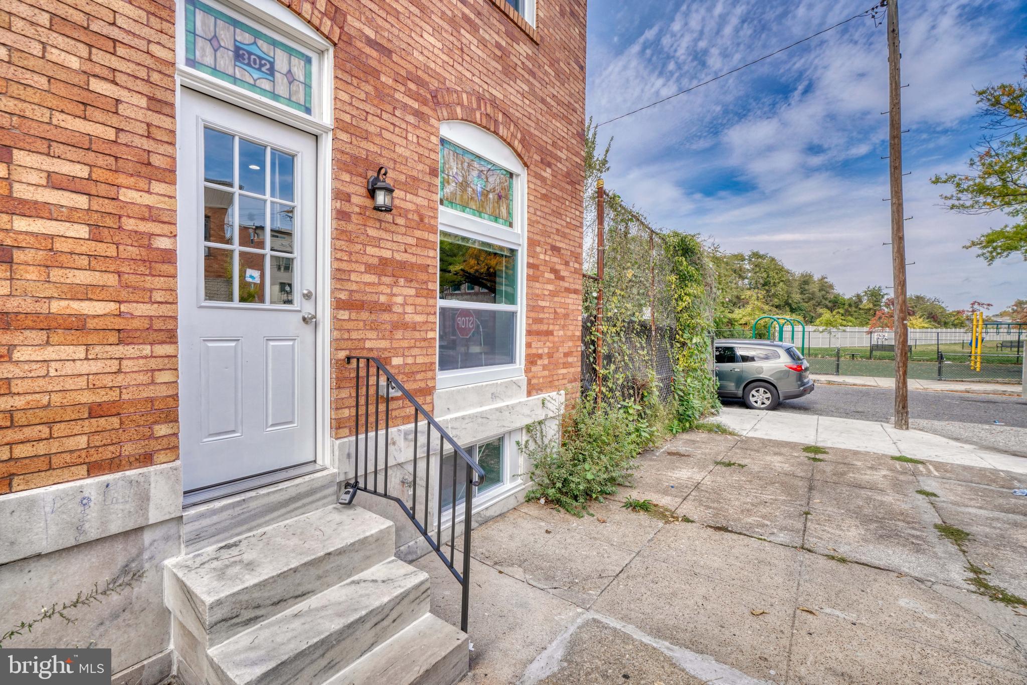 GREEKTOWN - Residential