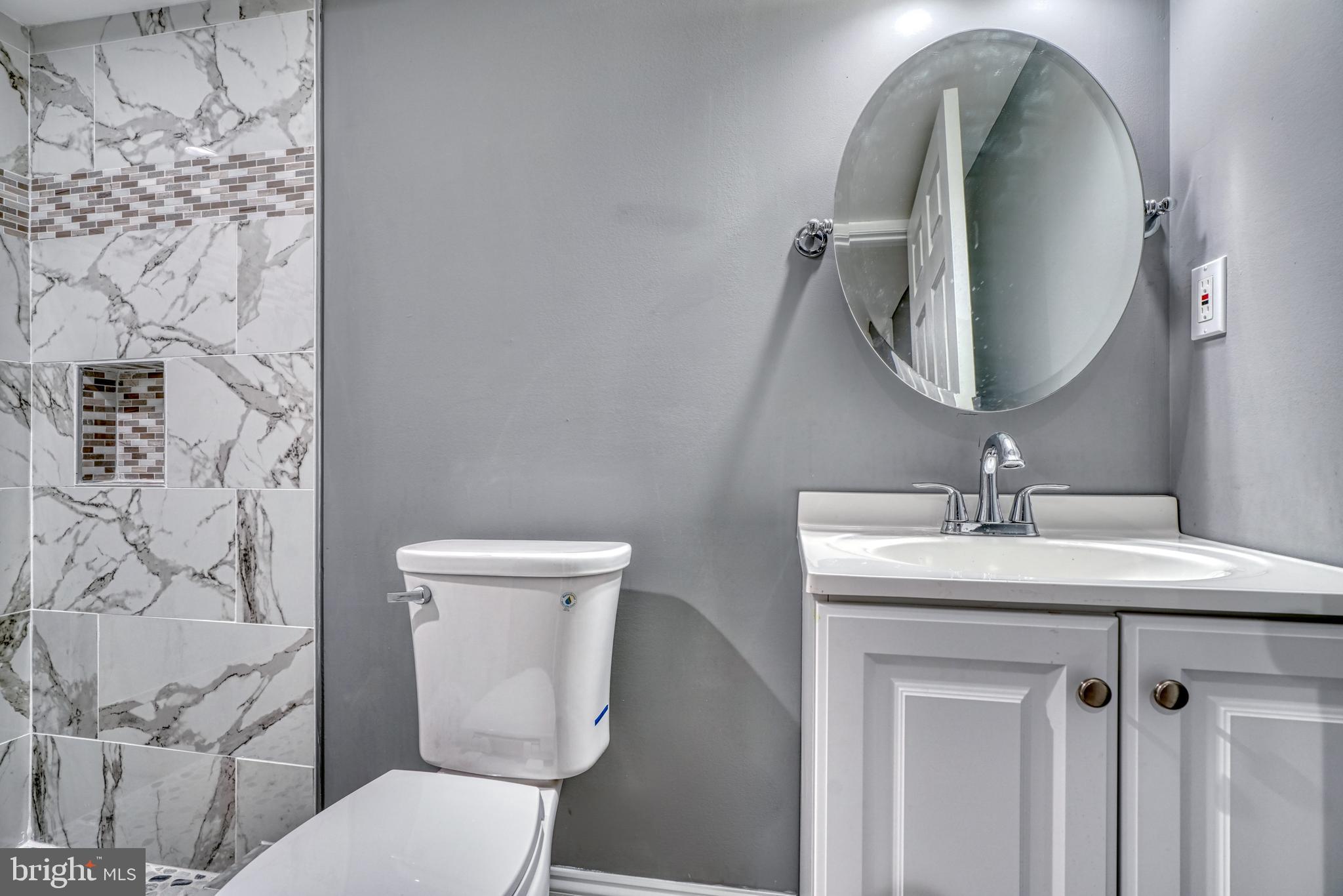 GREEKTOWN - Residential