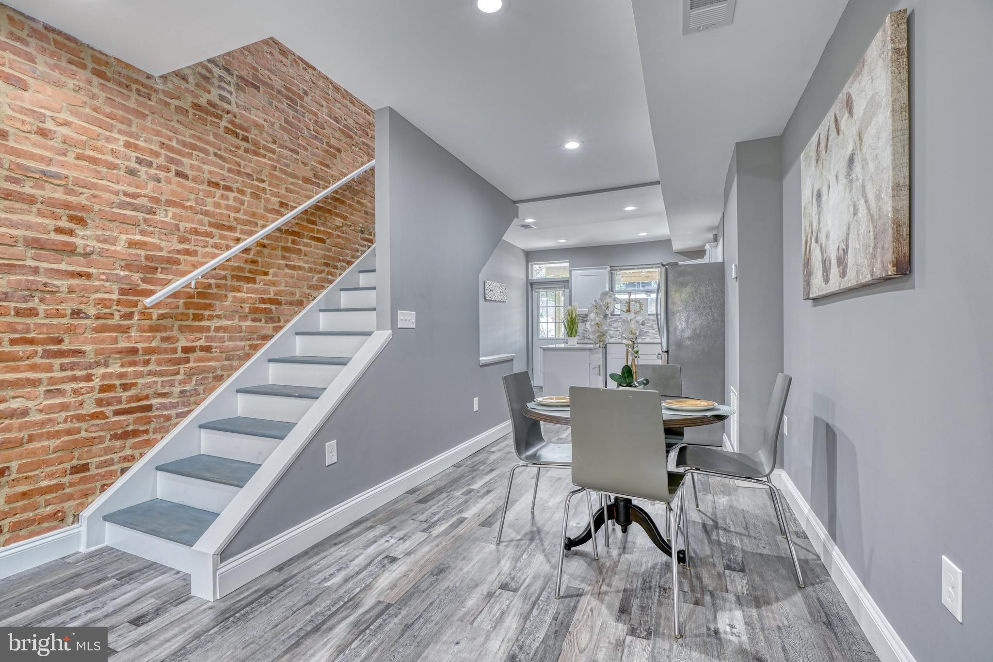 GREEKTOWN - Residential