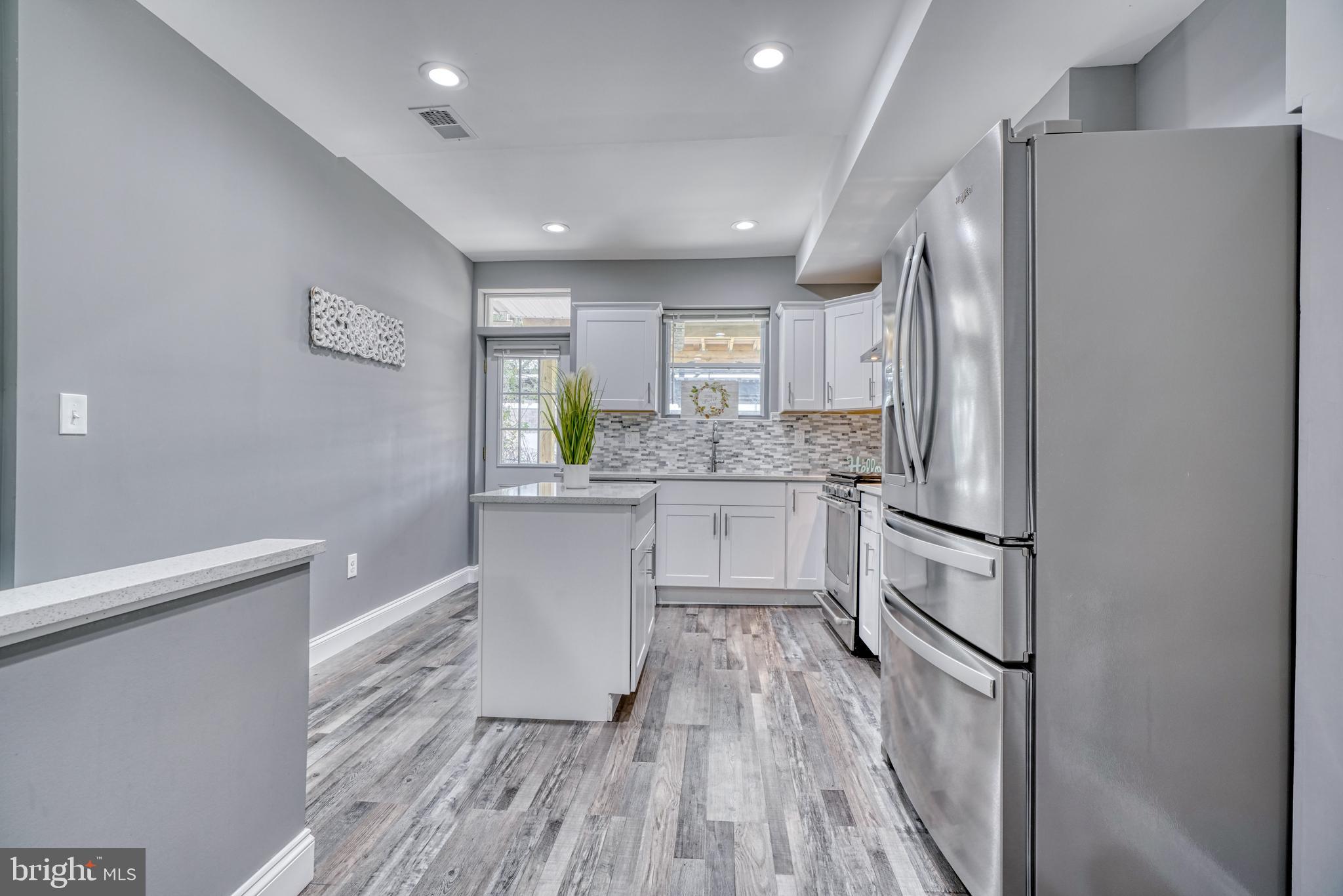 GREEKTOWN - Residential