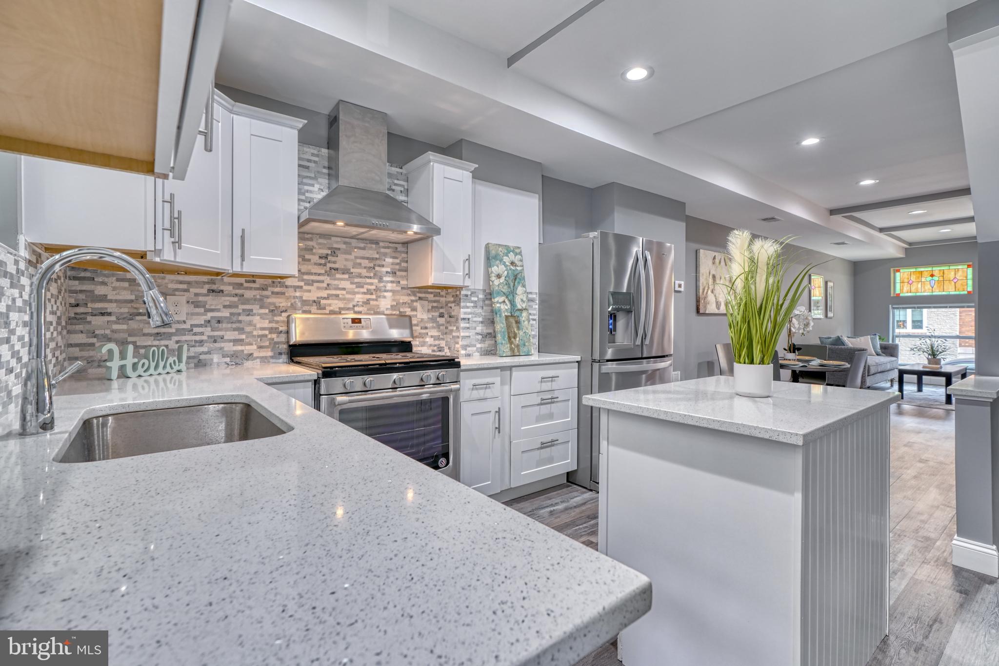 GREEKTOWN - Residential