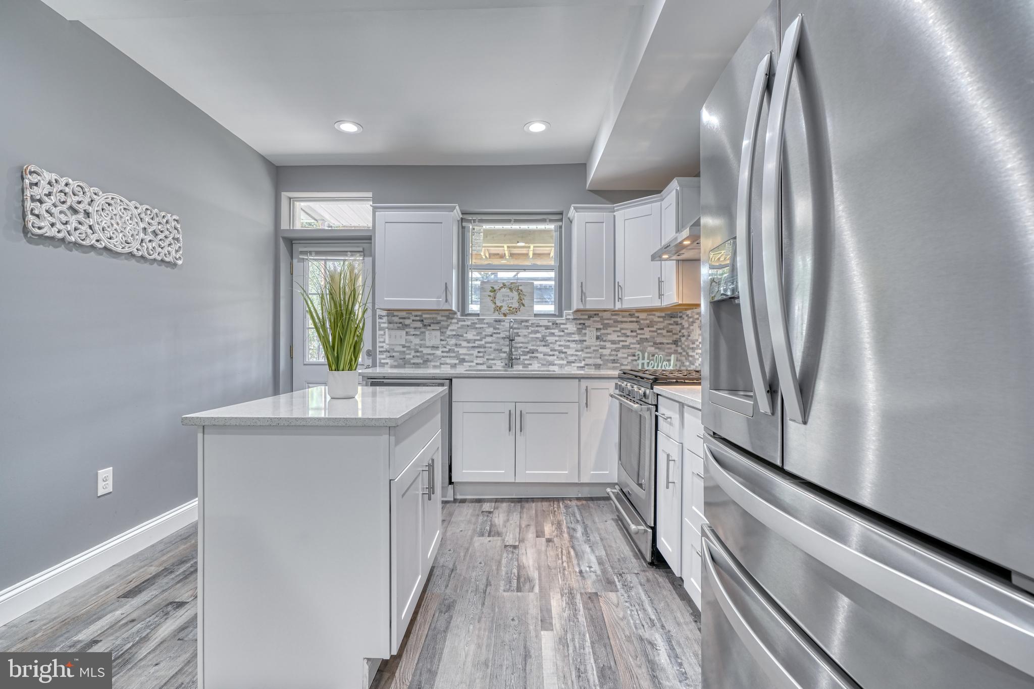 GREEKTOWN - Residential