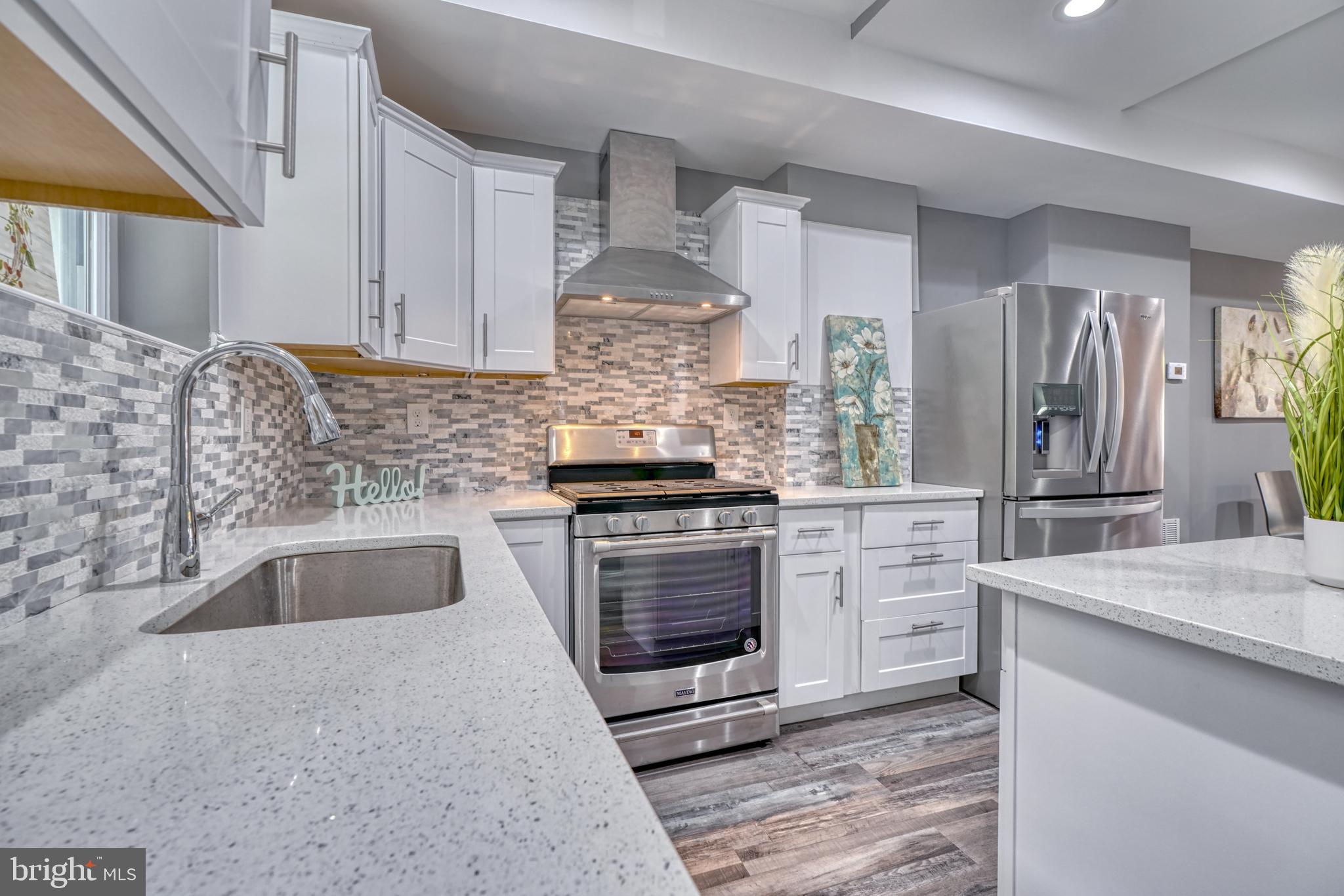 GREEKTOWN - Residential