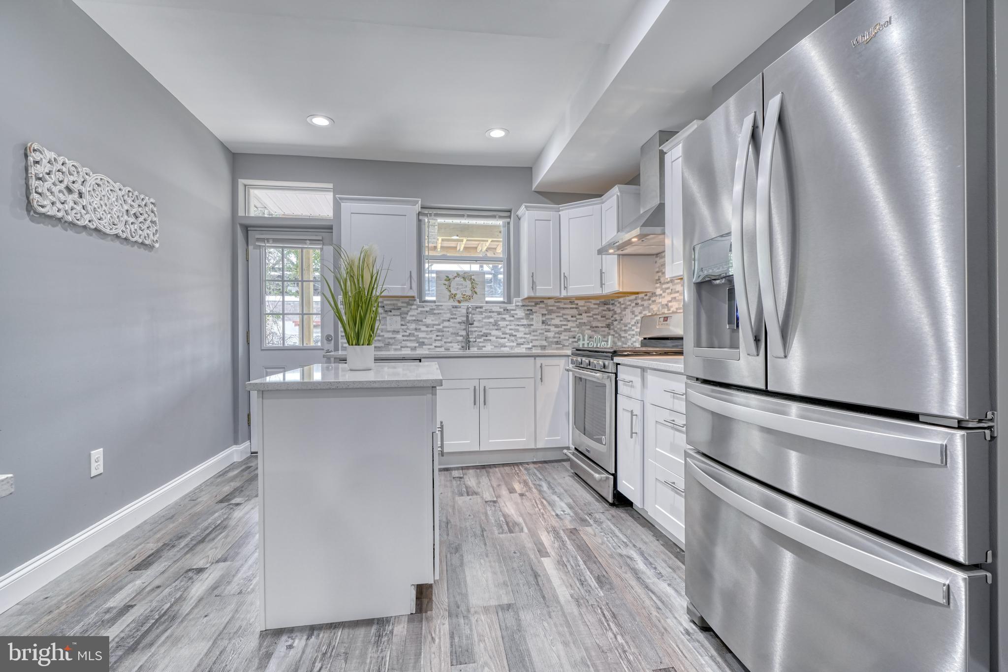 GREEKTOWN - Residential