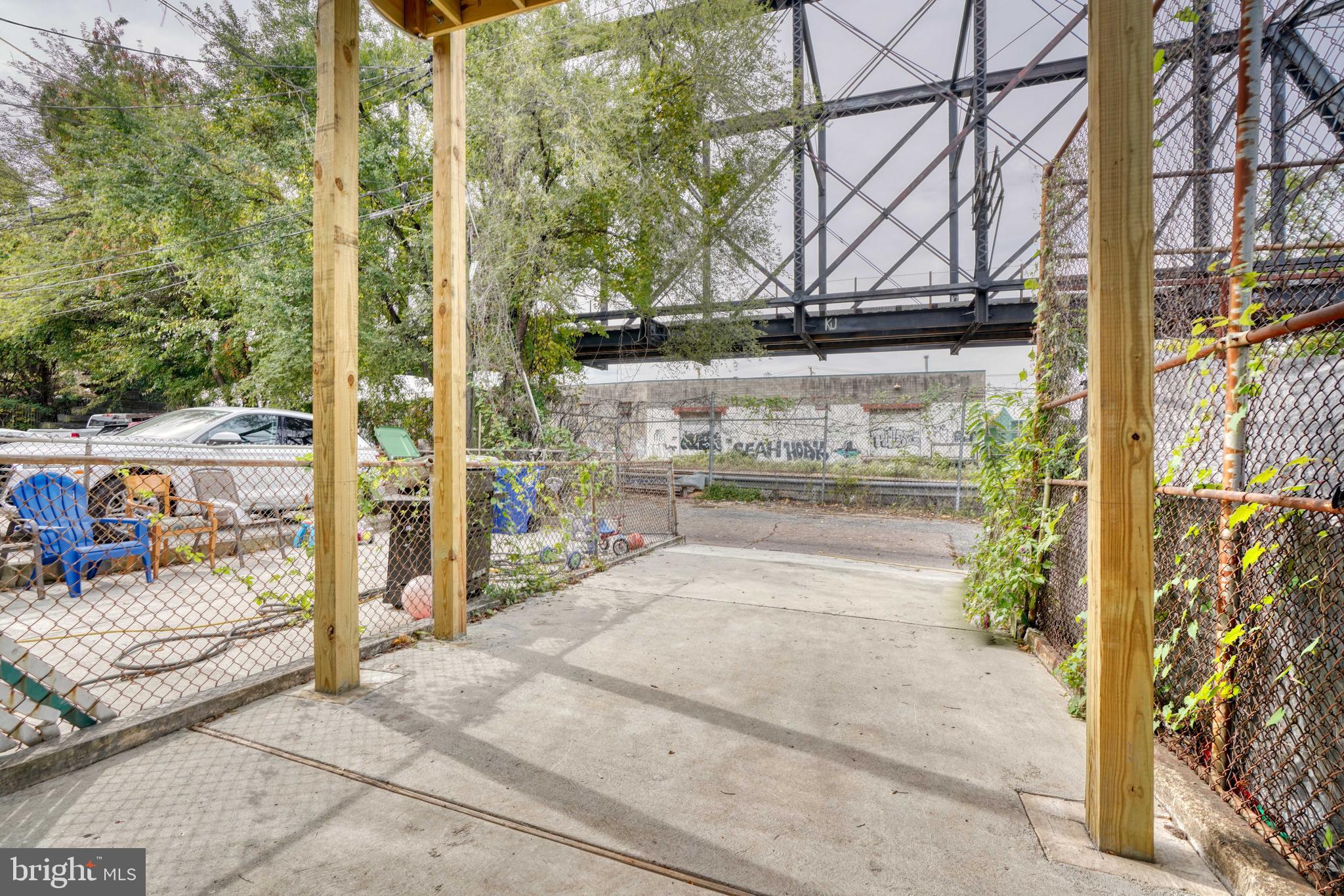 GREEKTOWN - Residential