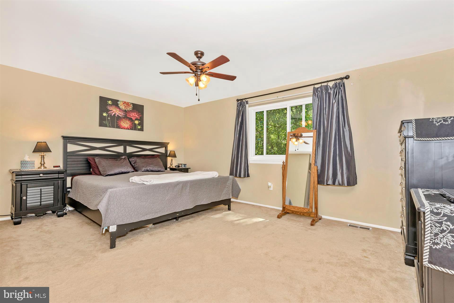 VILLAGE OF HICKORY RIDGE - Residential