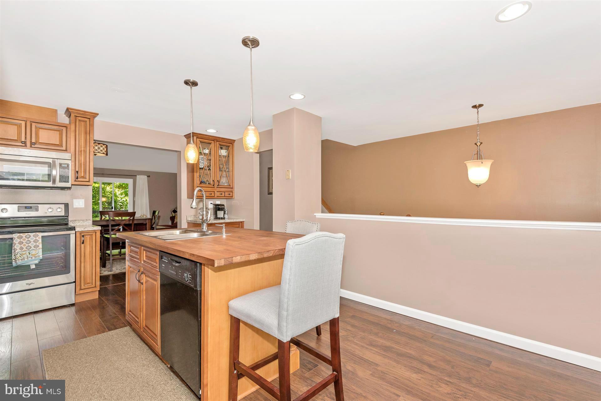 VILLAGE OF HICKORY RIDGE - Residential