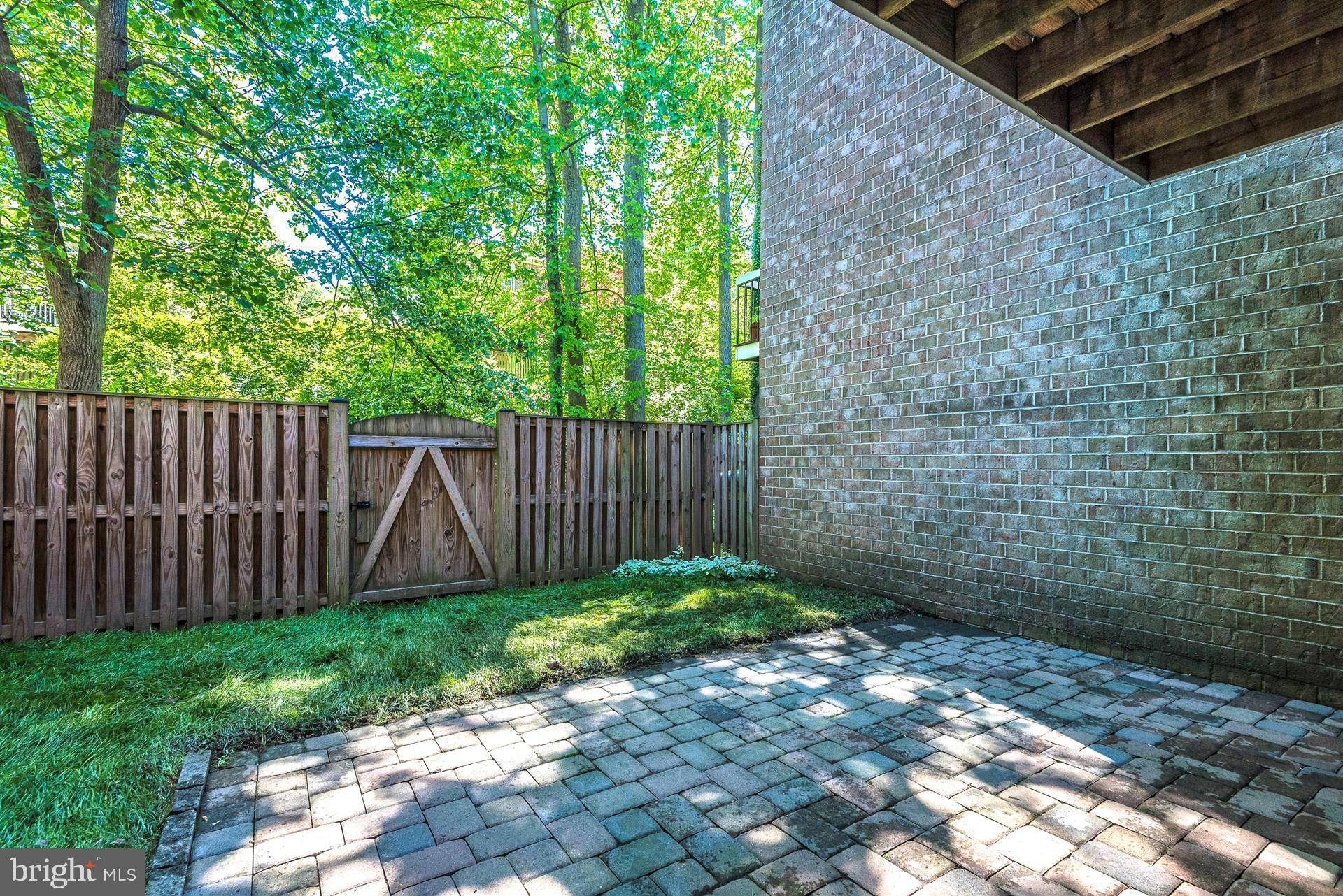 VILLAGE OF HICKORY RIDGE - Residential