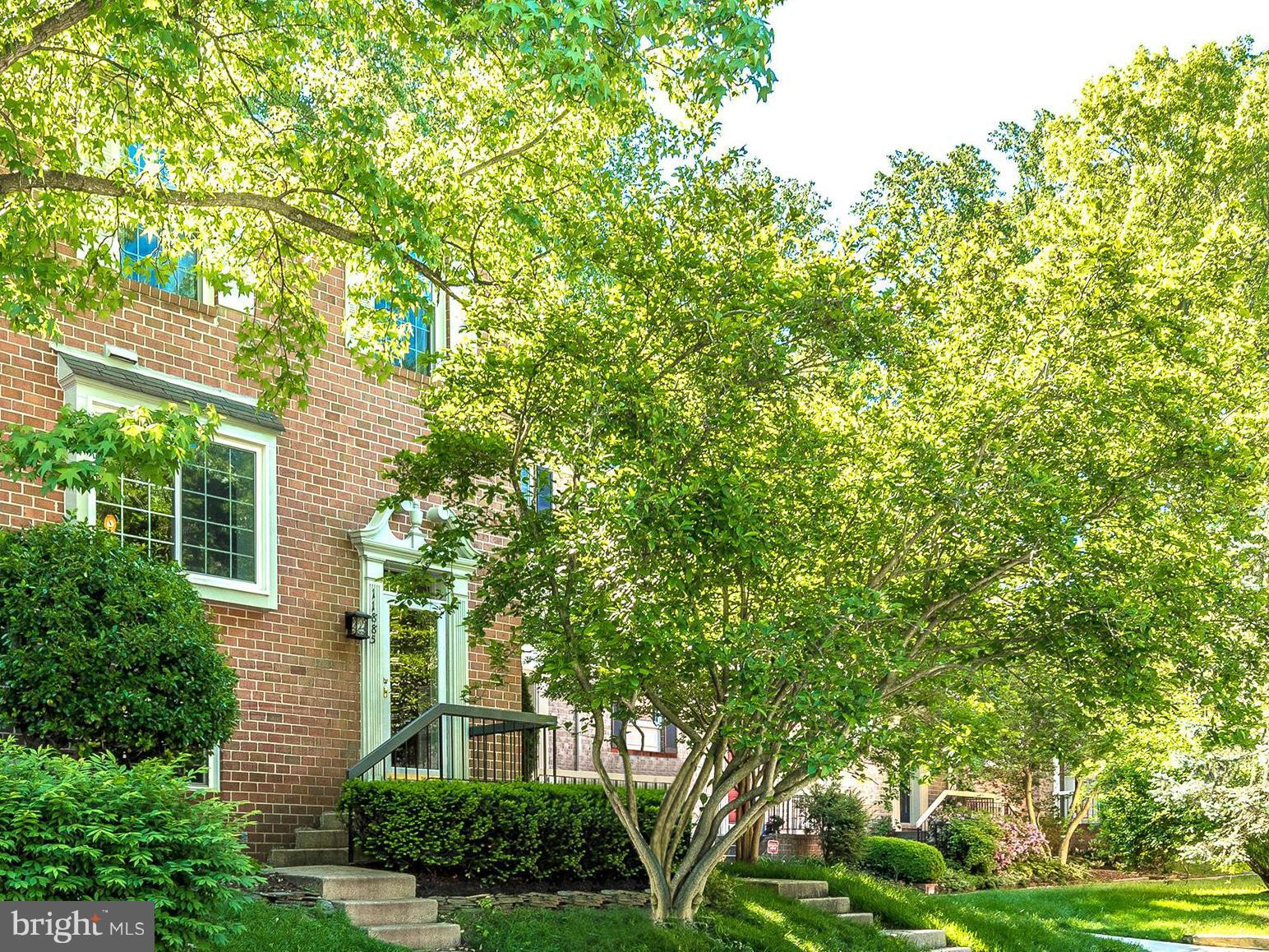 VILLAGE OF HICKORY RIDGE - Residential