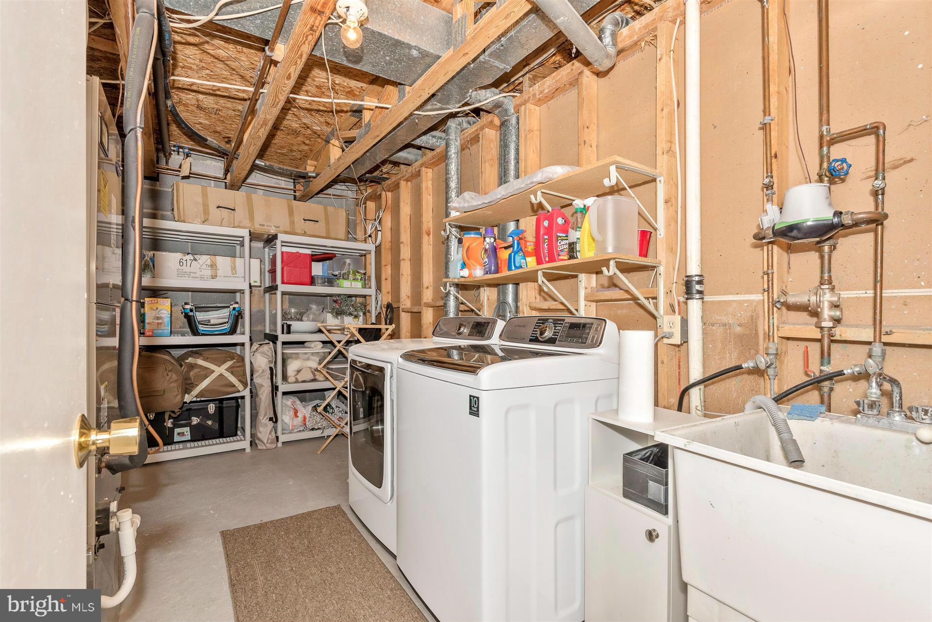 VILLAGE OF HICKORY RIDGE - Residential