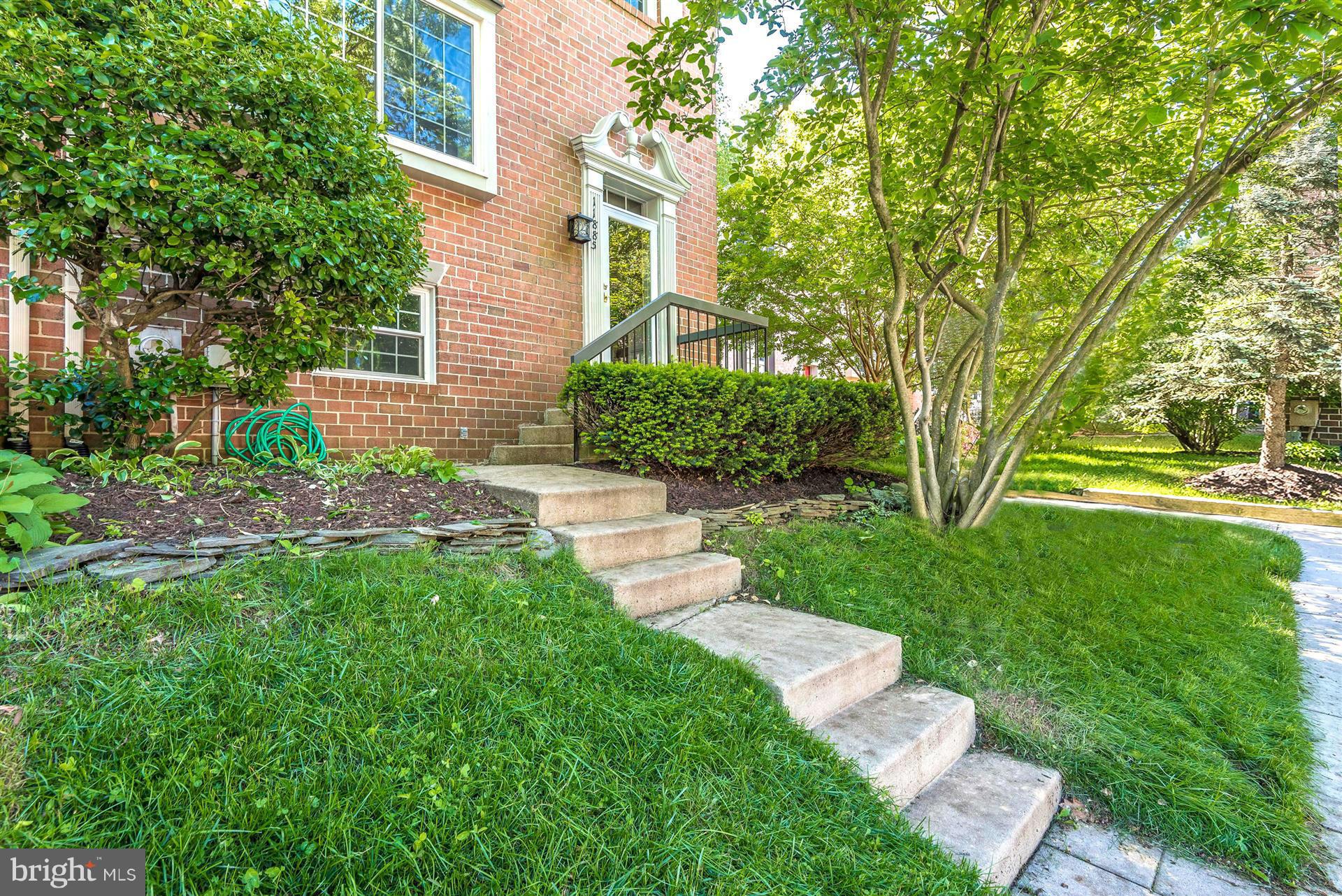 VILLAGE OF HICKORY RIDGE - Residential