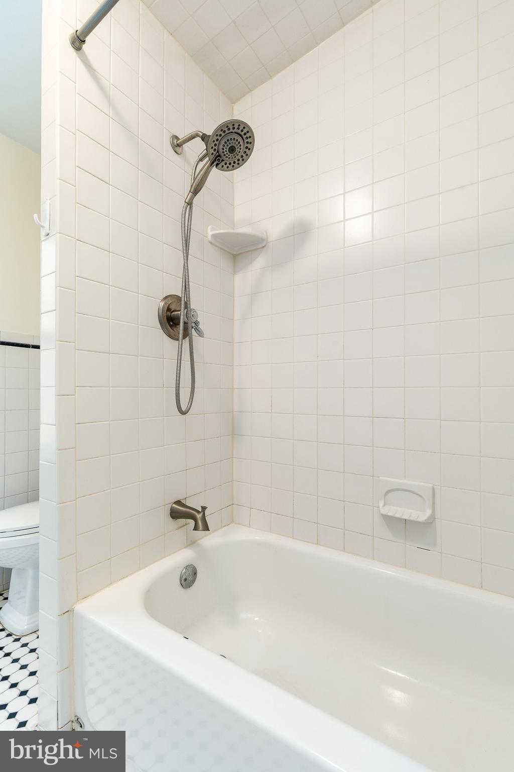 BELLA VISTA - Residential