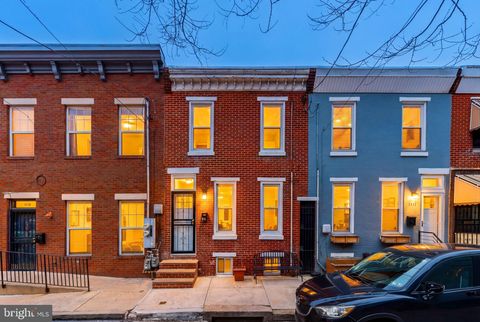 Townhouse For Sale - 1113 Kimball Street<br/> PHILADELPHIA, PA 19147