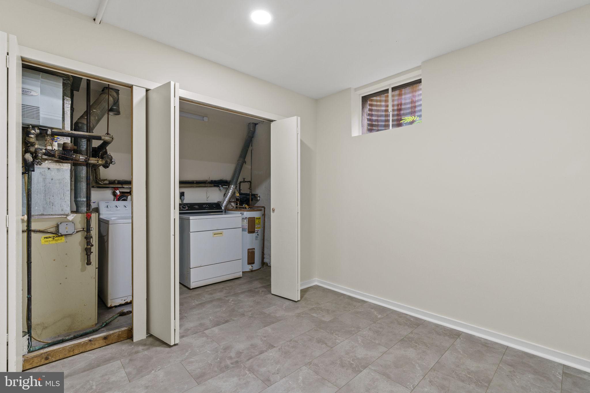 HICKORY CLUSTER - Residential