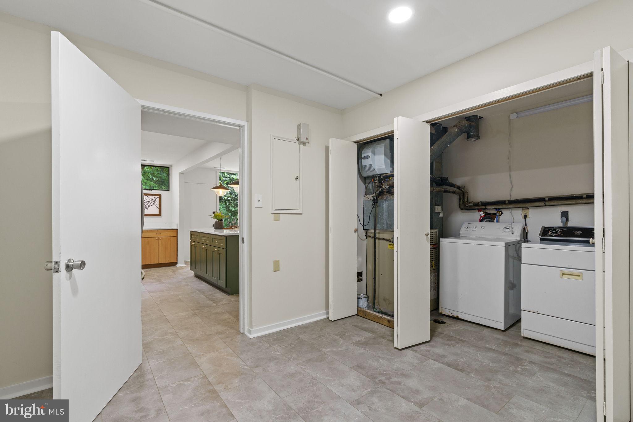 HICKORY CLUSTER - Residential