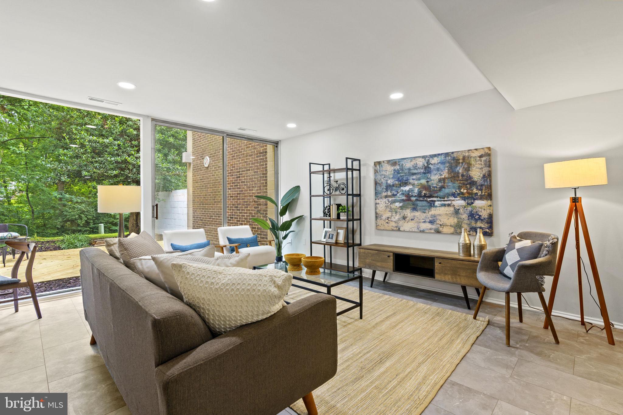 HICKORY CLUSTER - Residential