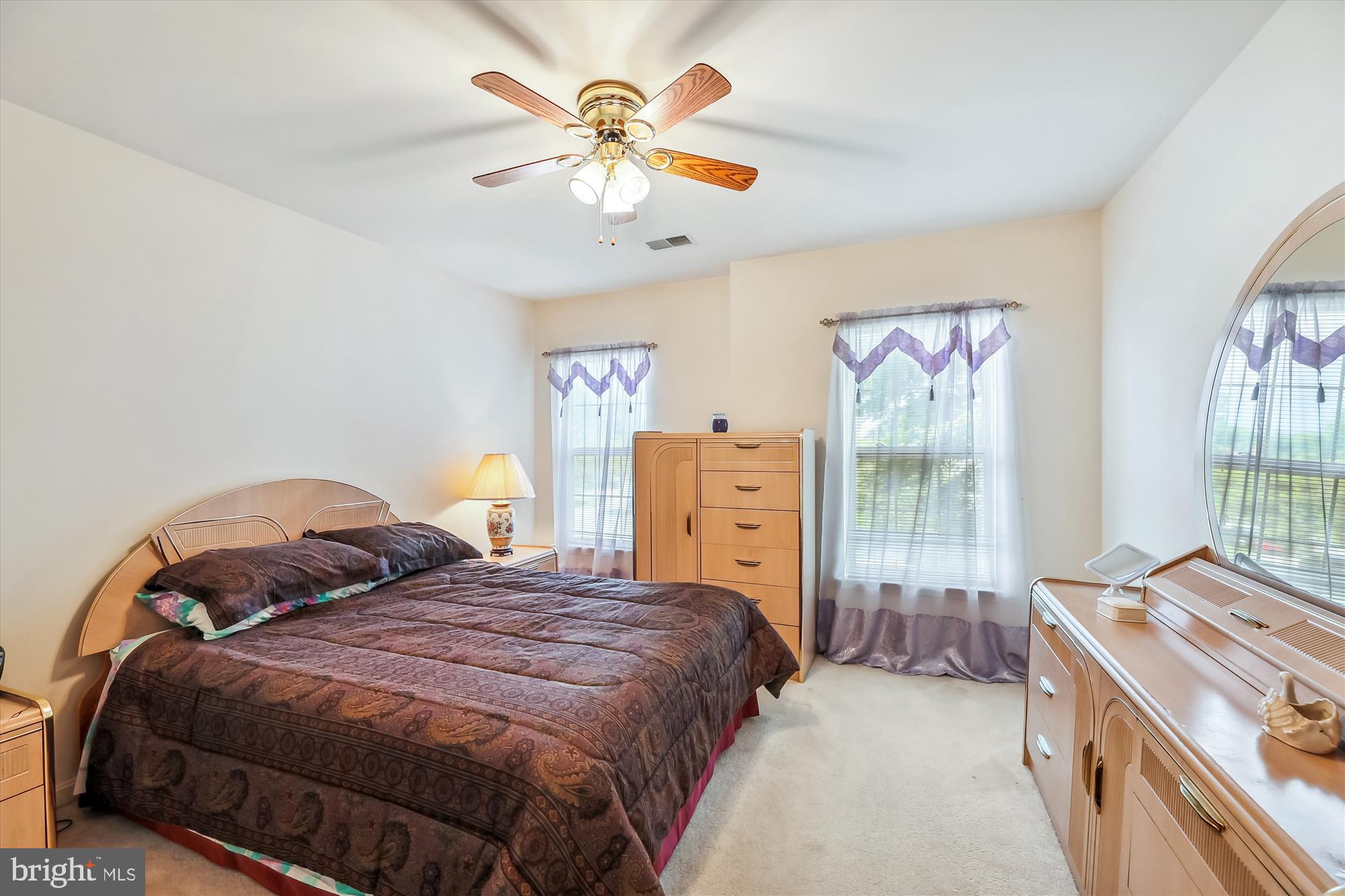 LAKEVIEW - Residential