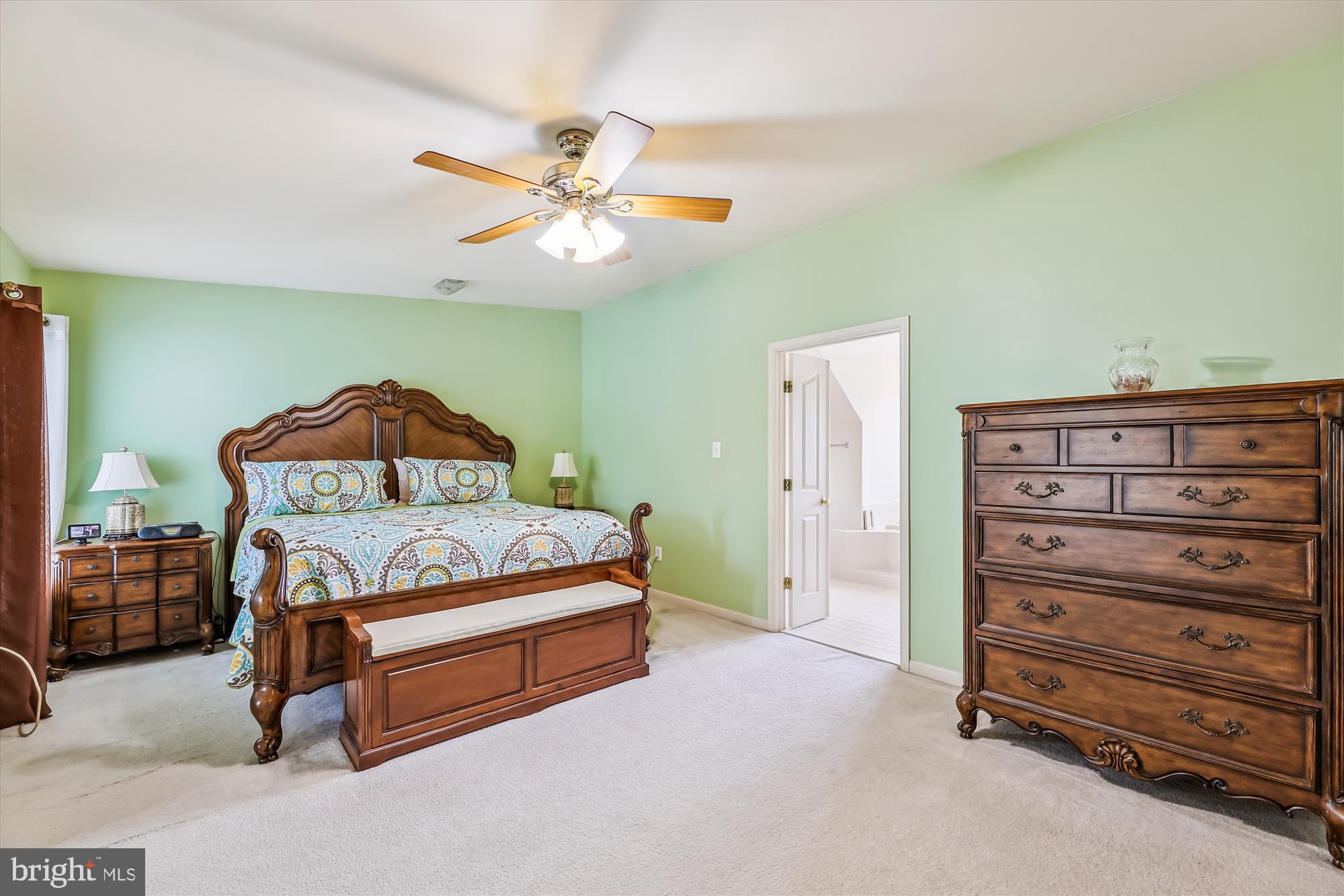 LAKEVIEW - Residential