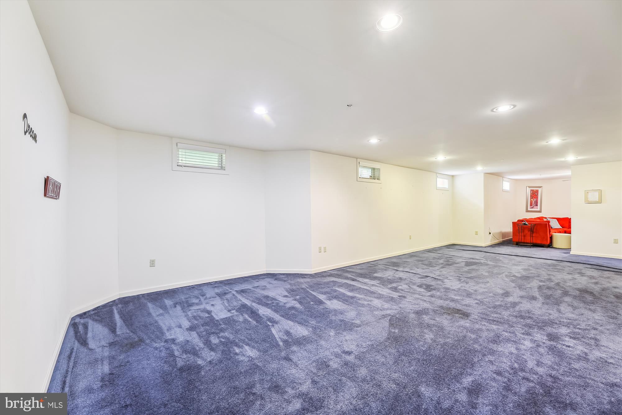 LAKEVIEW - Residential