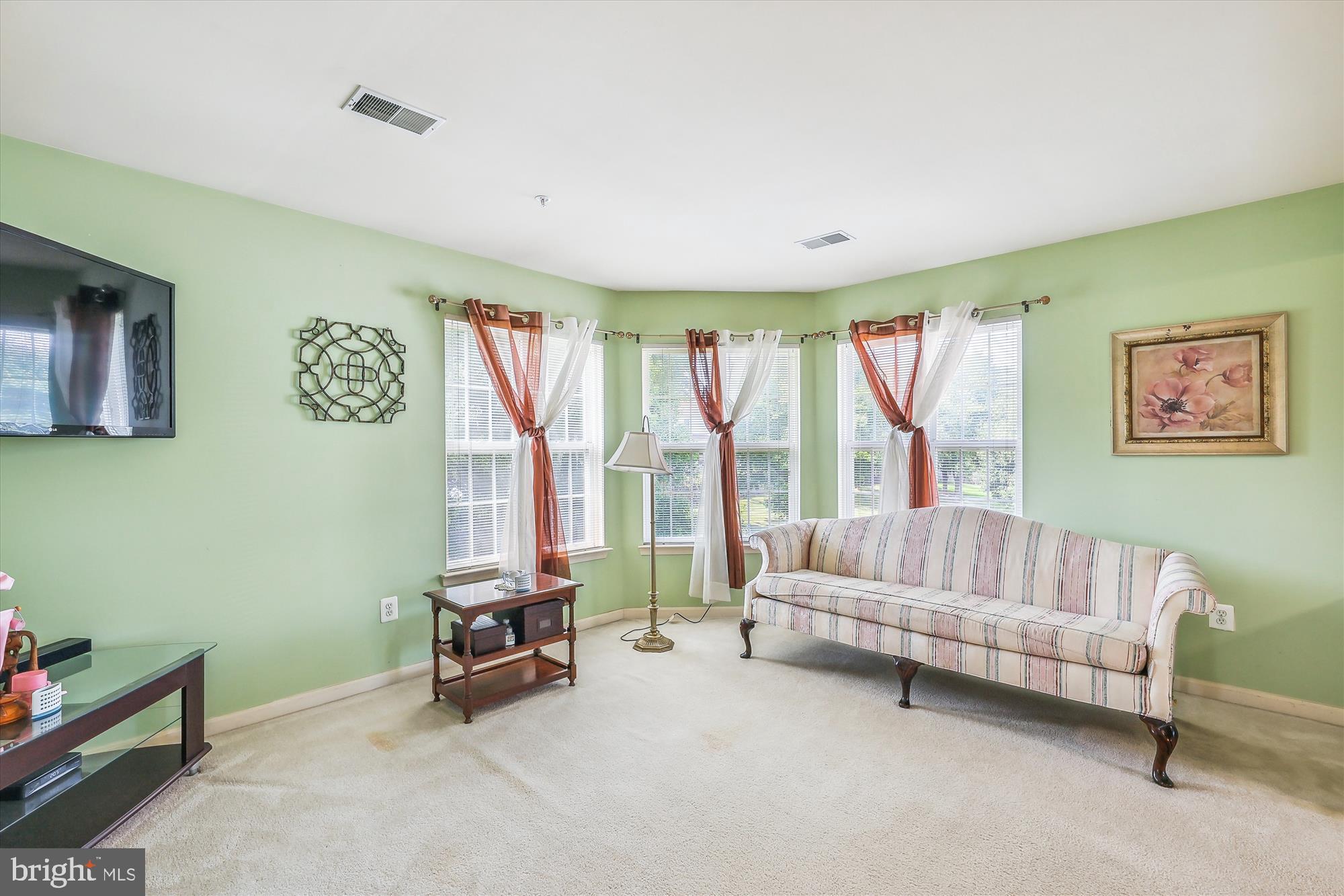 LAKEVIEW - Residential