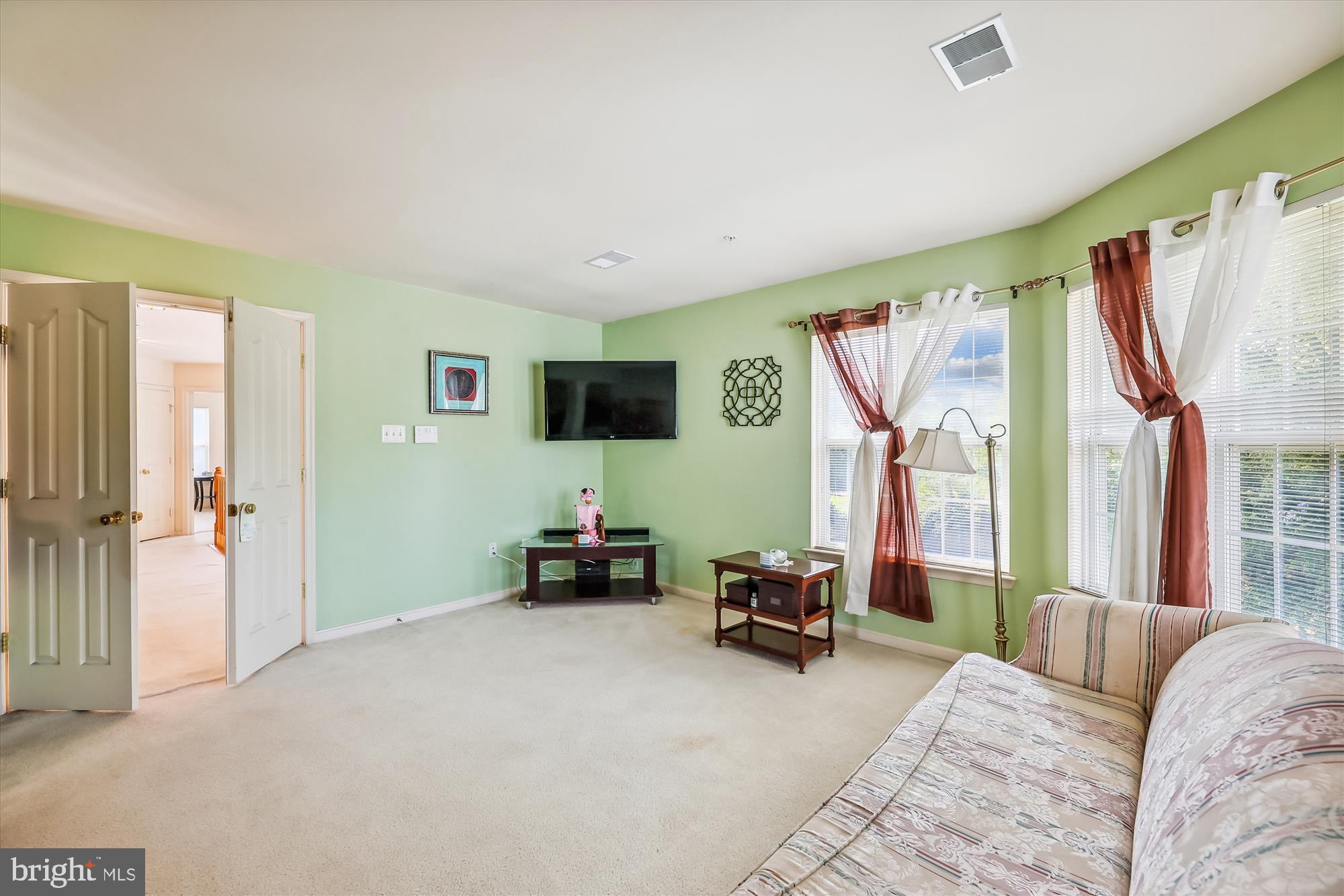 LAKEVIEW - Residential