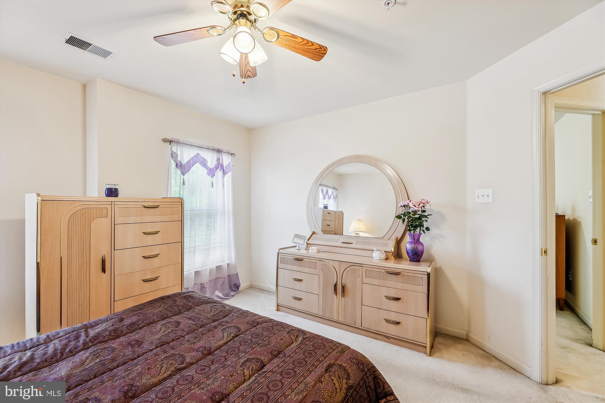 LAKEVIEW - Residential