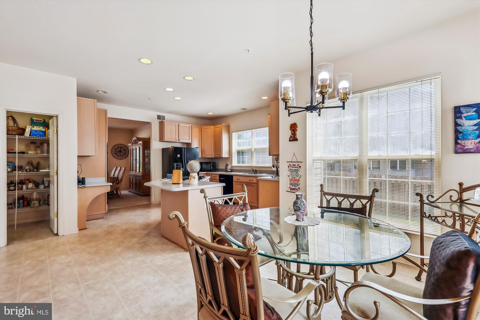 LAKEVIEW - Residential