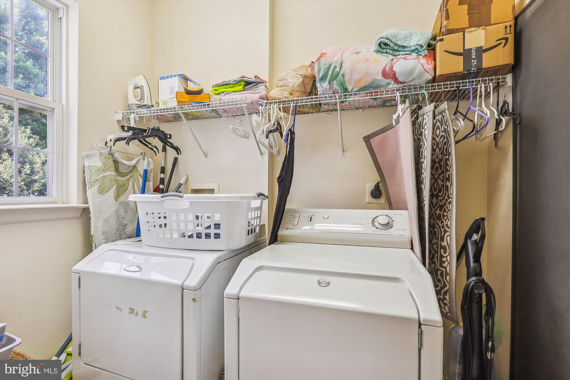 LAKEVIEW - Residential