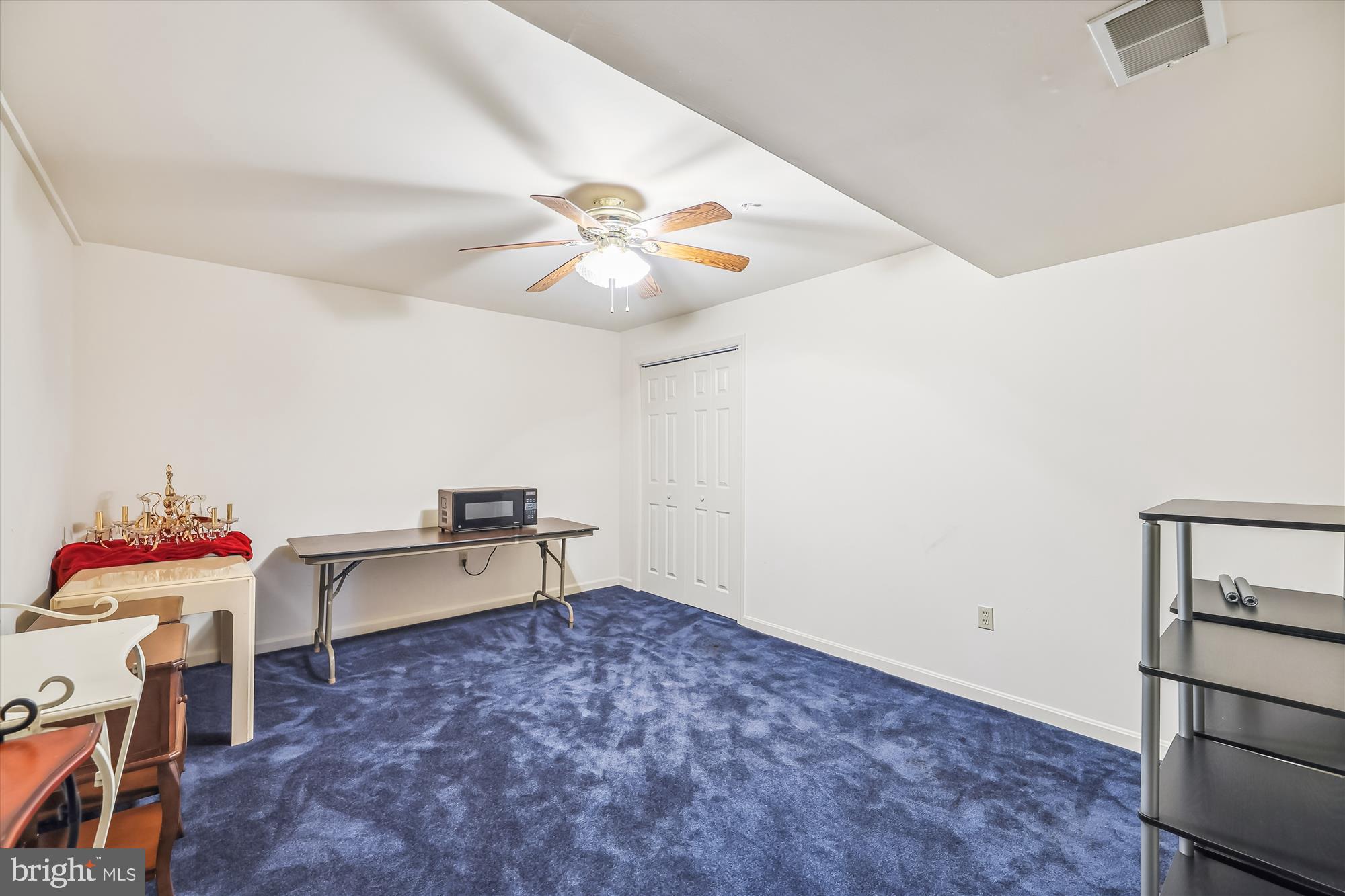 LAKEVIEW - Residential