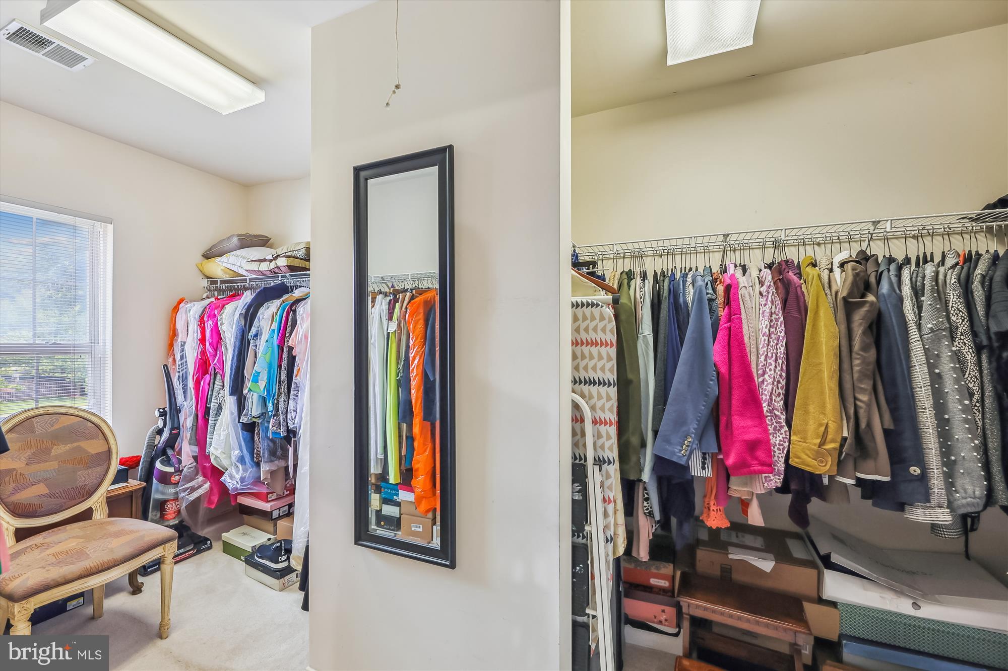 LAKEVIEW - Residential