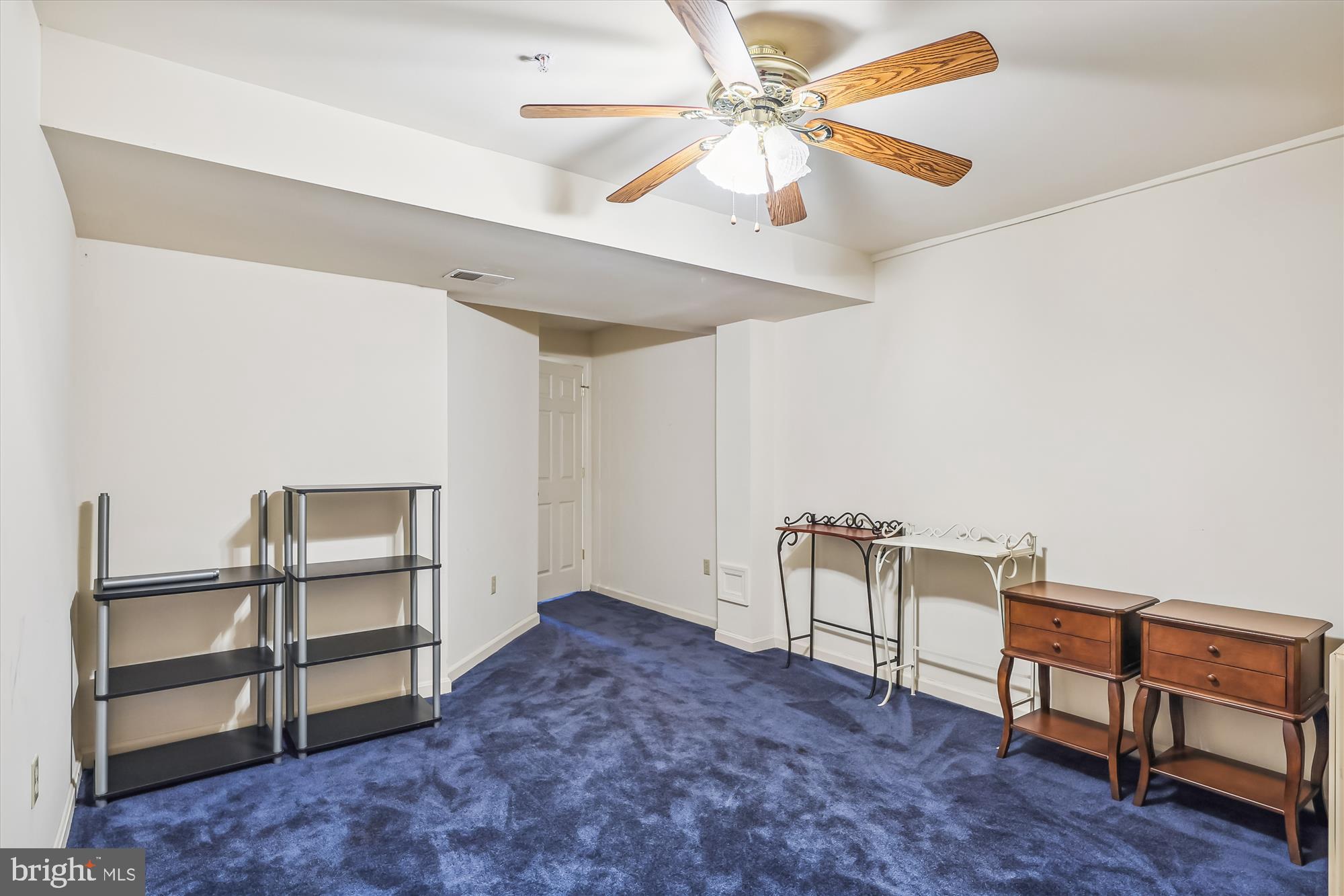 LAKEVIEW - Residential