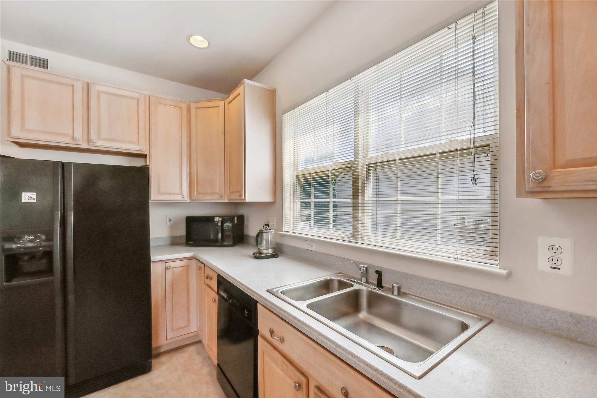 LAKEVIEW - Residential