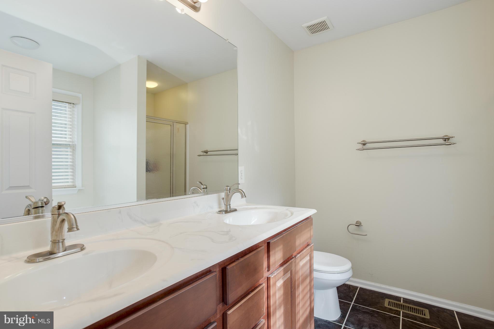 LAUREL - Residential