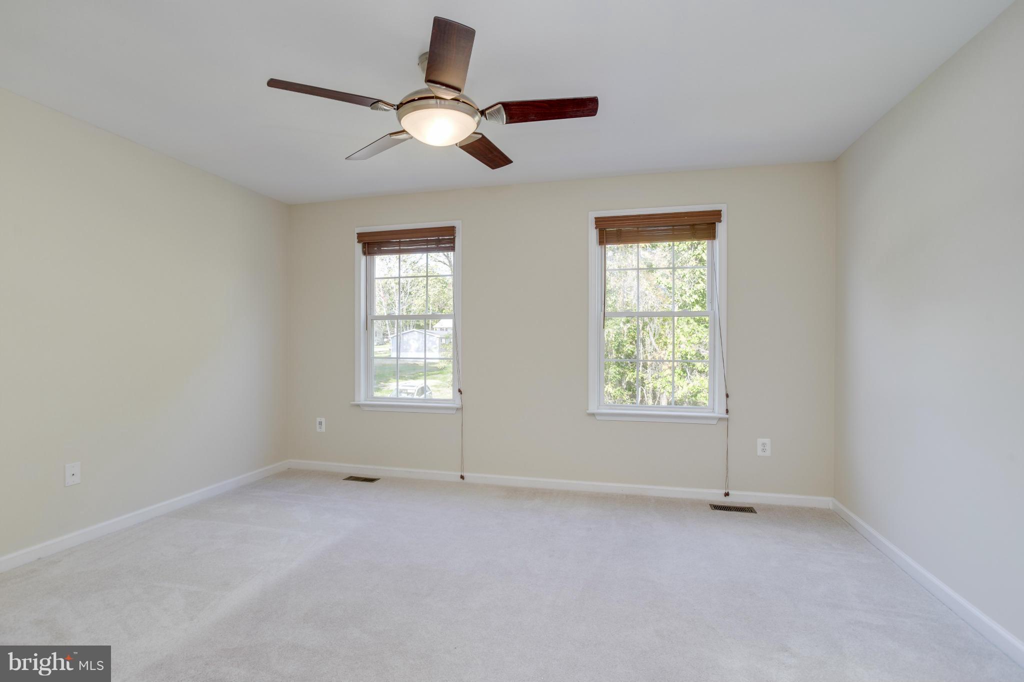 LAUREL - Residential