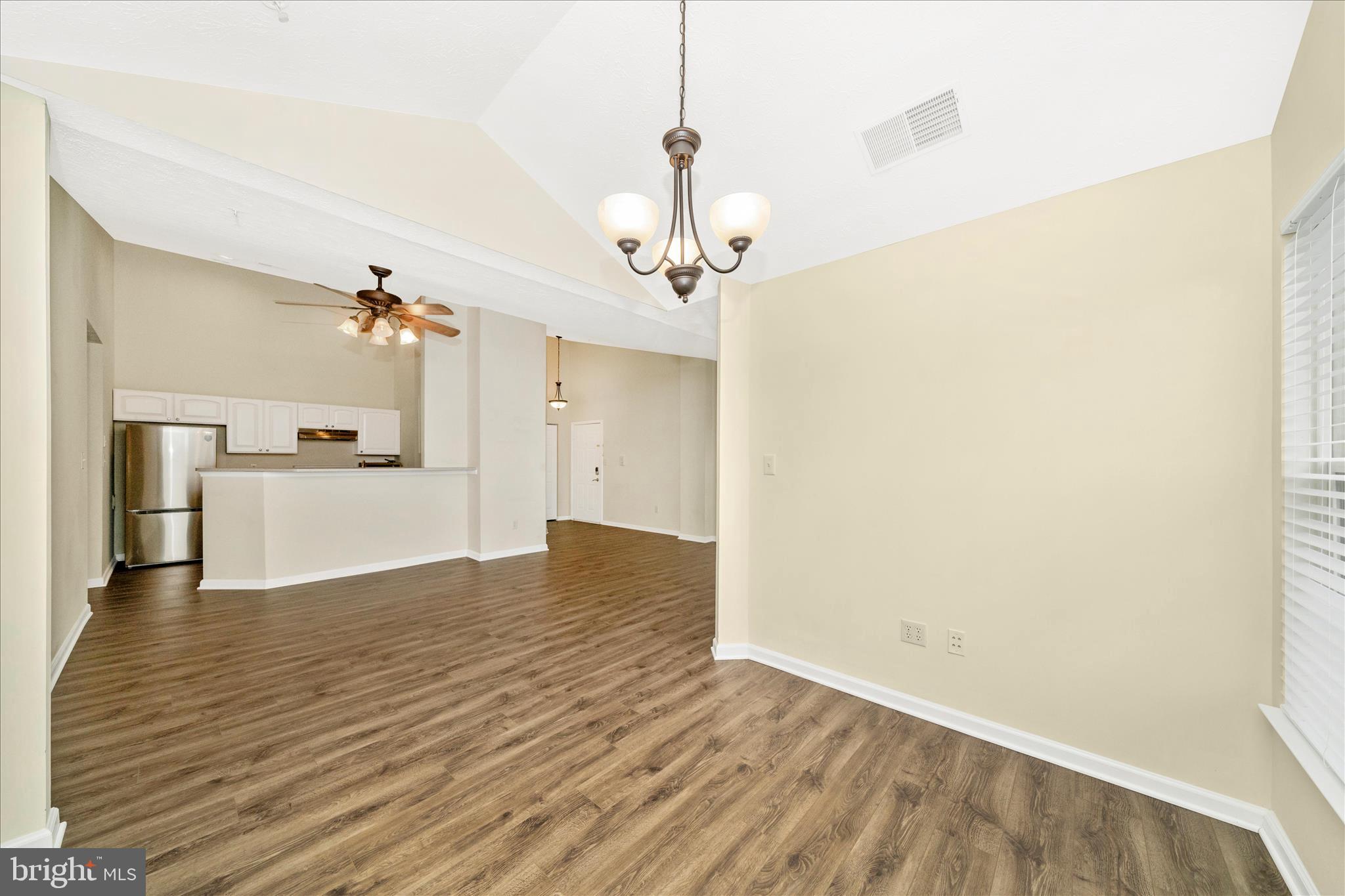 PINEY ORCHARD - Residential