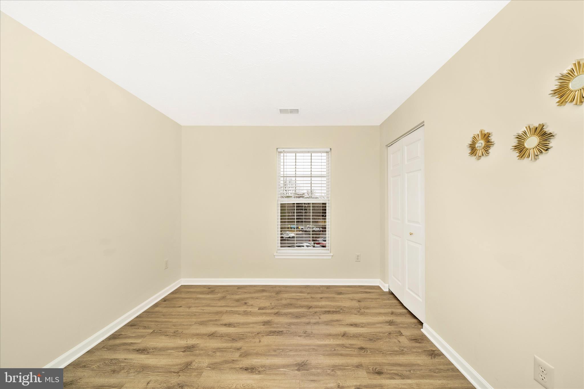 PINEY ORCHARD - Residential