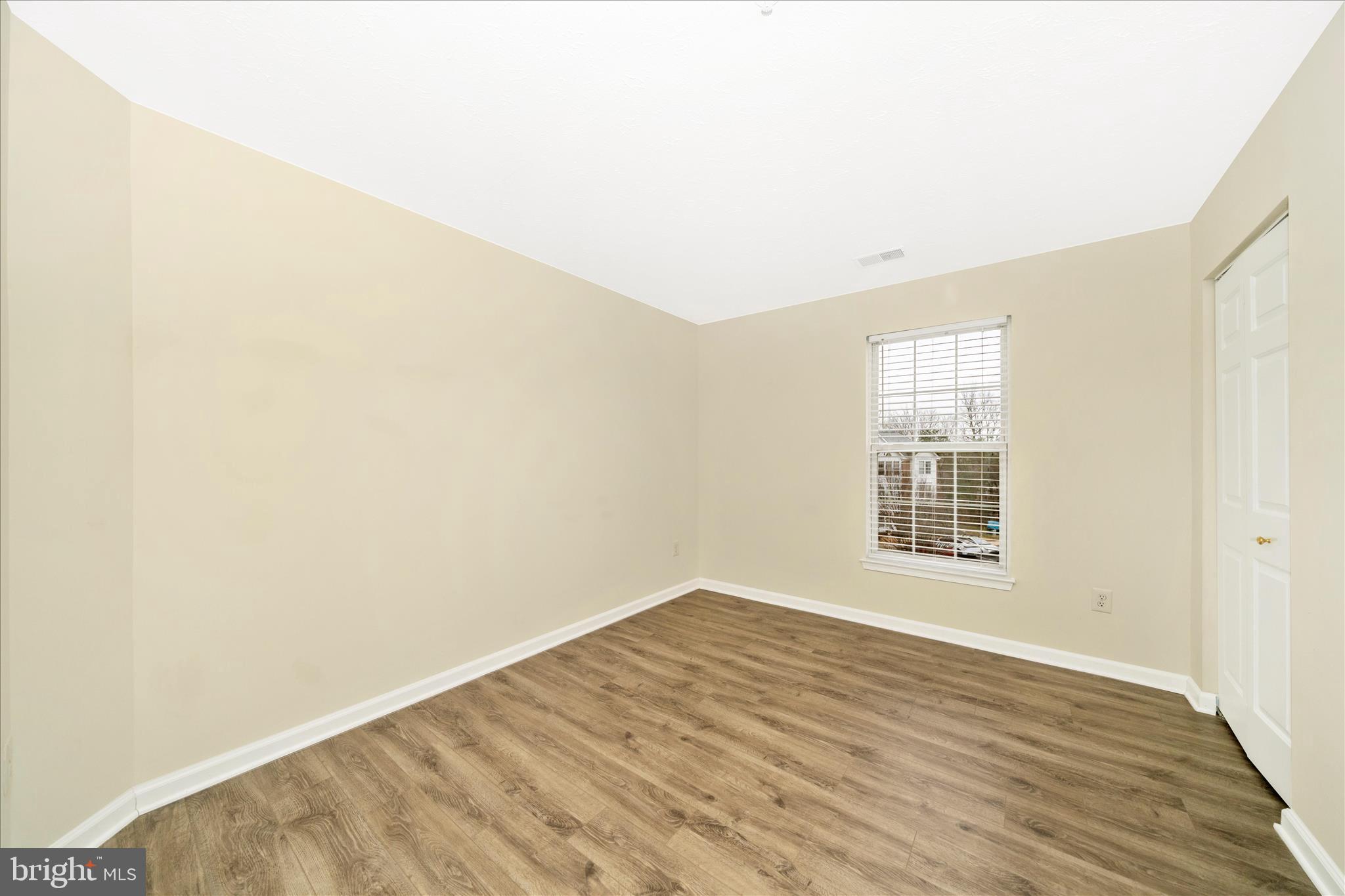 PINEY ORCHARD - Residential