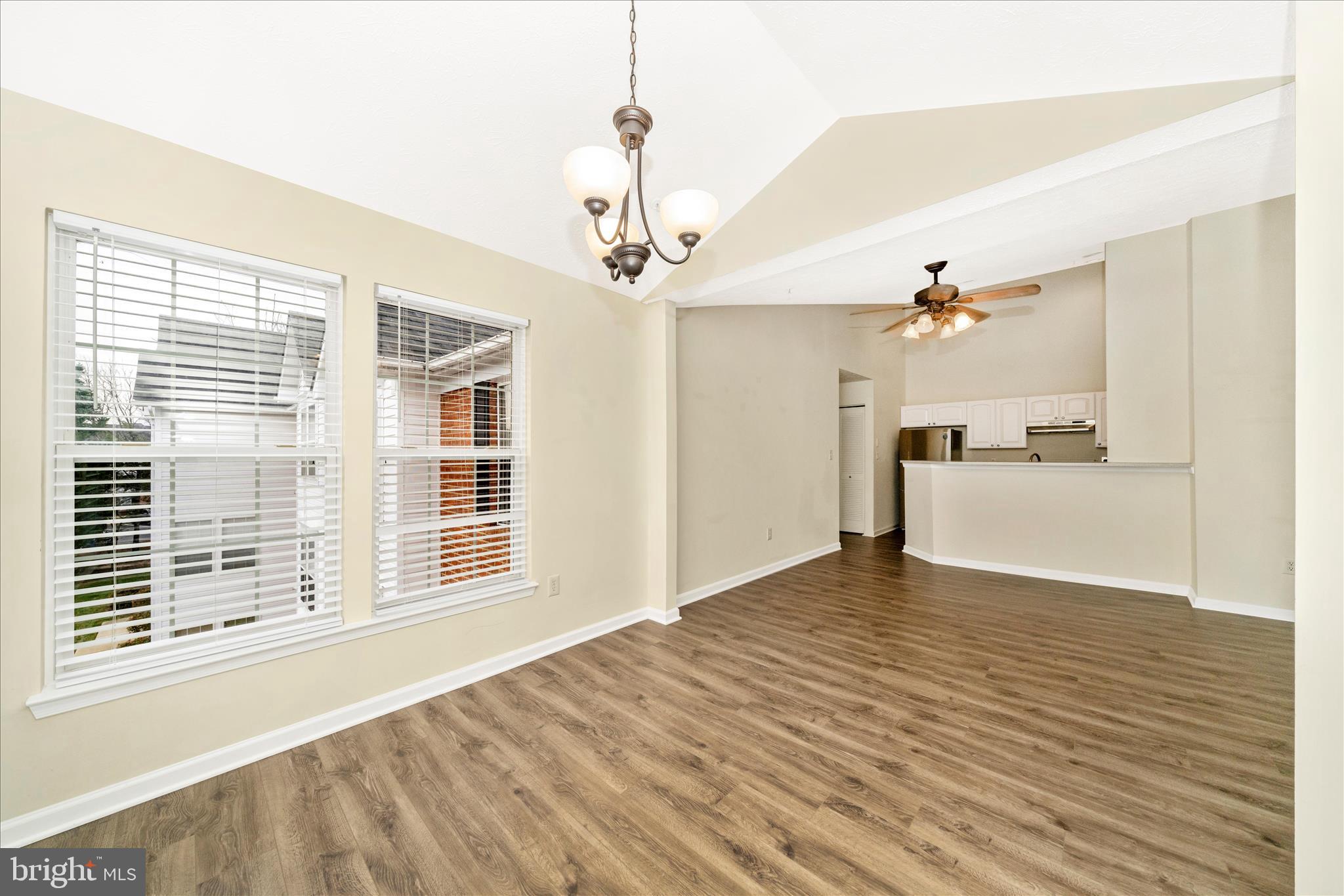 PINEY ORCHARD - Residential