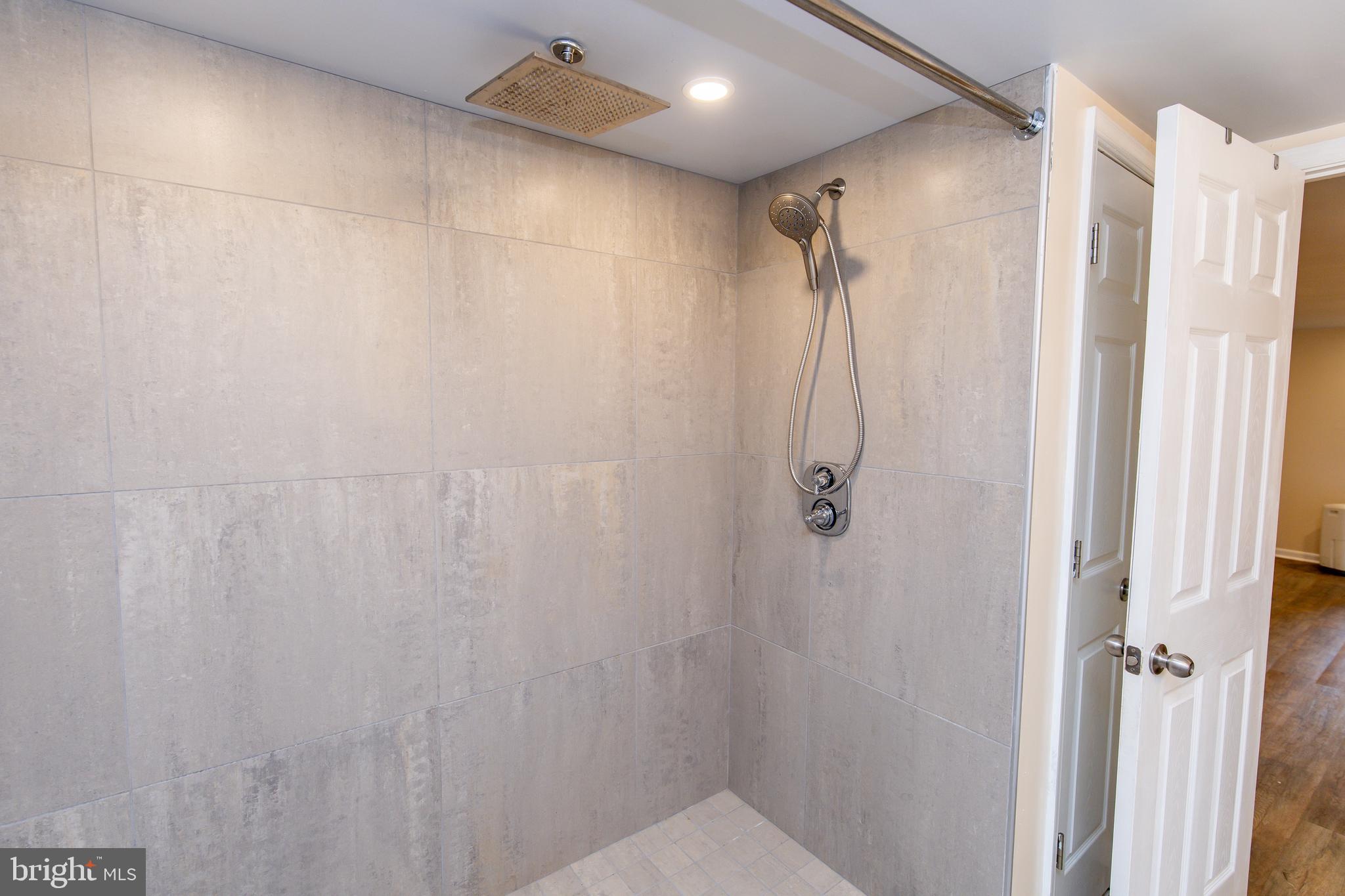 UPPER MARLBORO - Residential