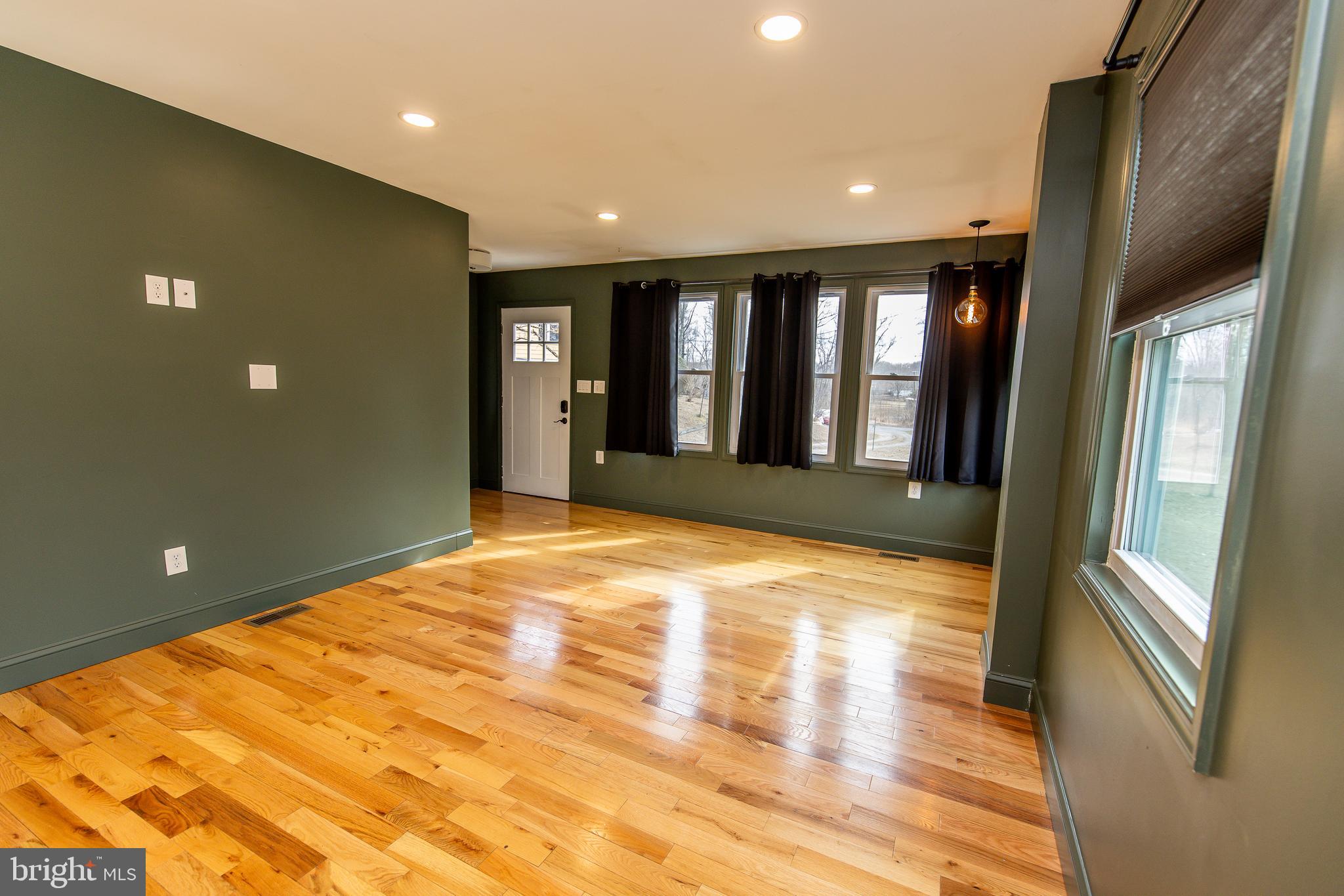 UPPER MARLBORO - Residential