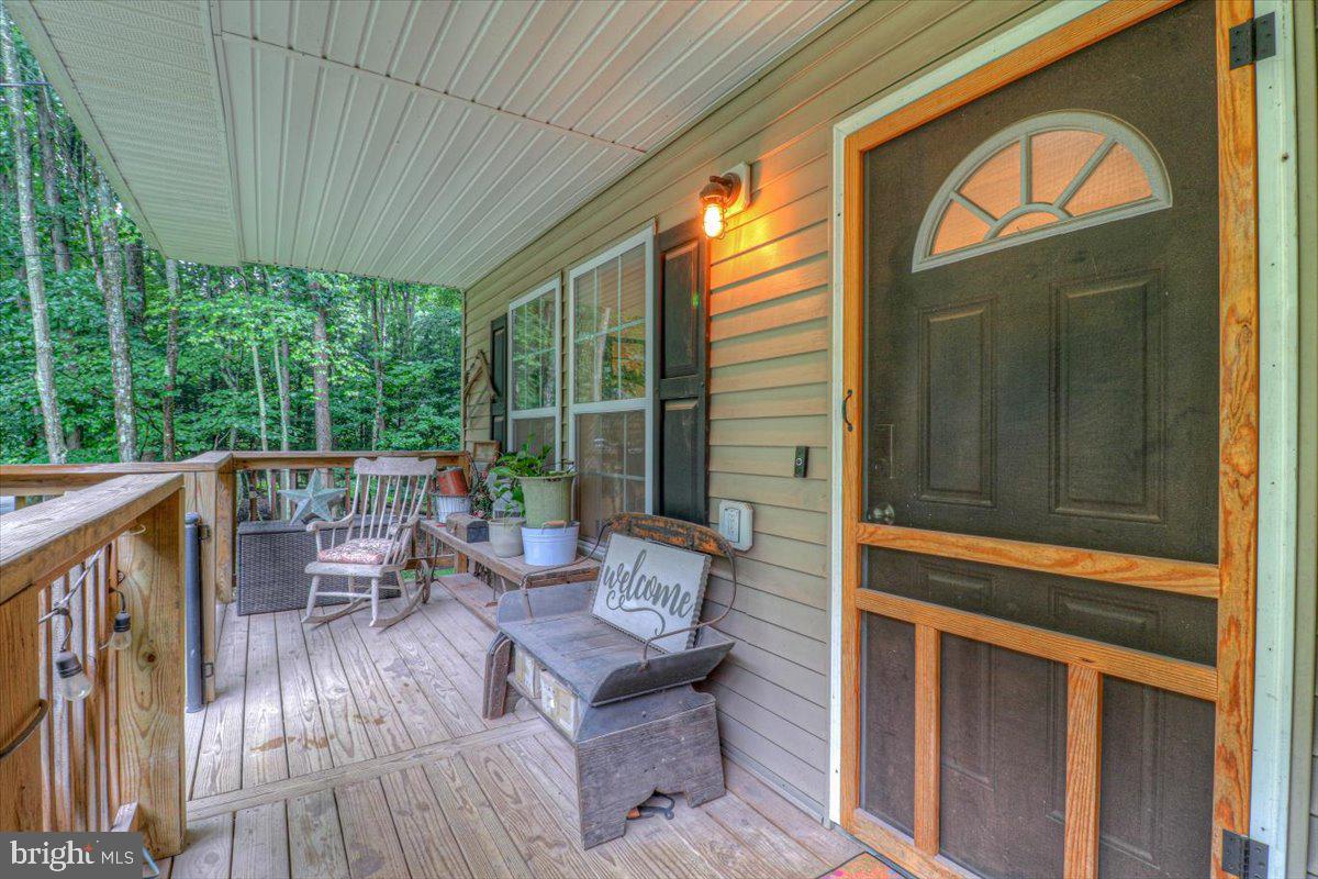 12 HOLIDAY DRIVE