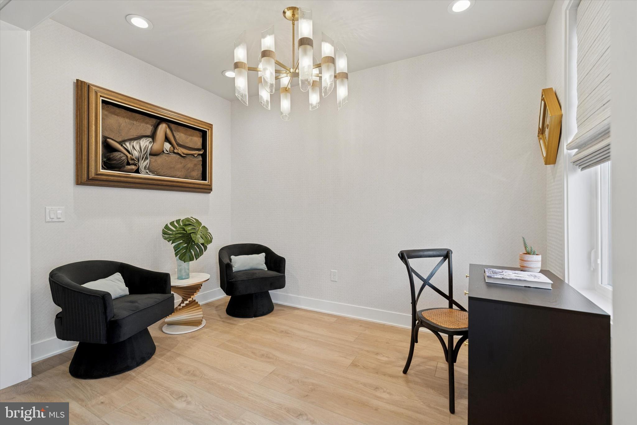 301 MANION ALLEY