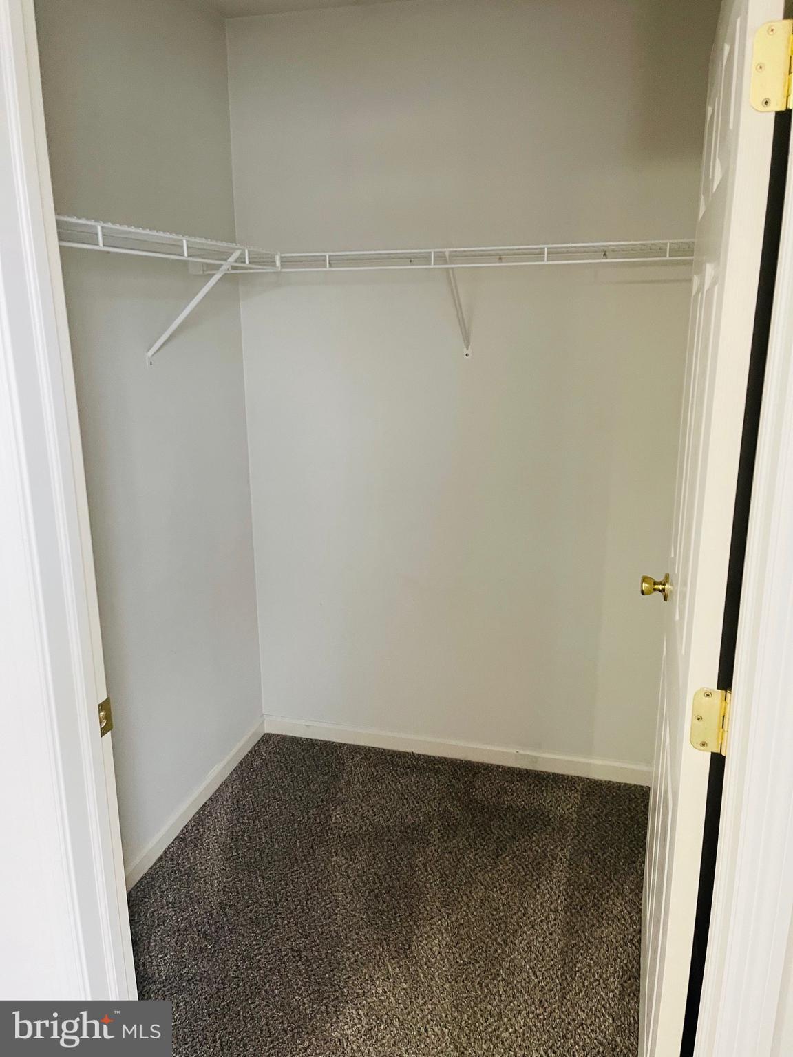 LAUREL SPRINGS - Residential Lease