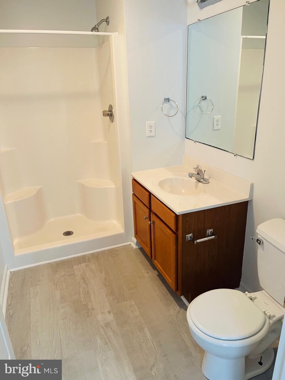 LAUREL SPRINGS - Residential Lease