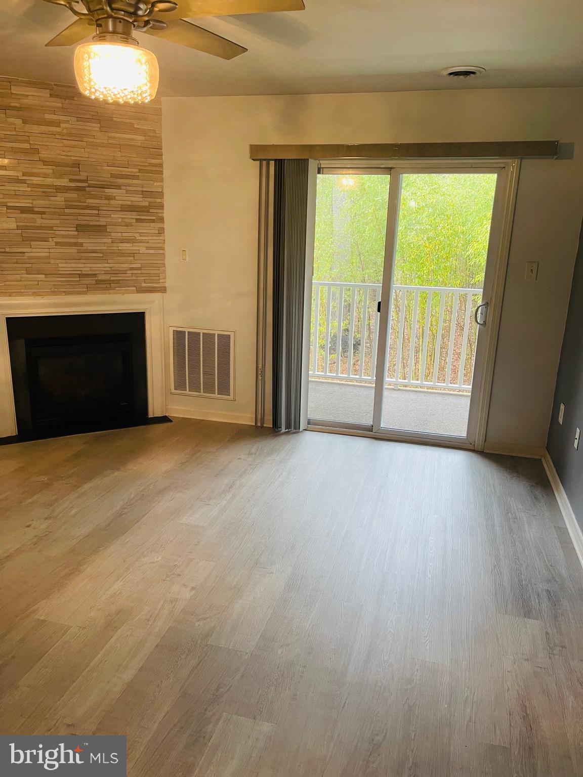 LAUREL SPRINGS - Residential Lease